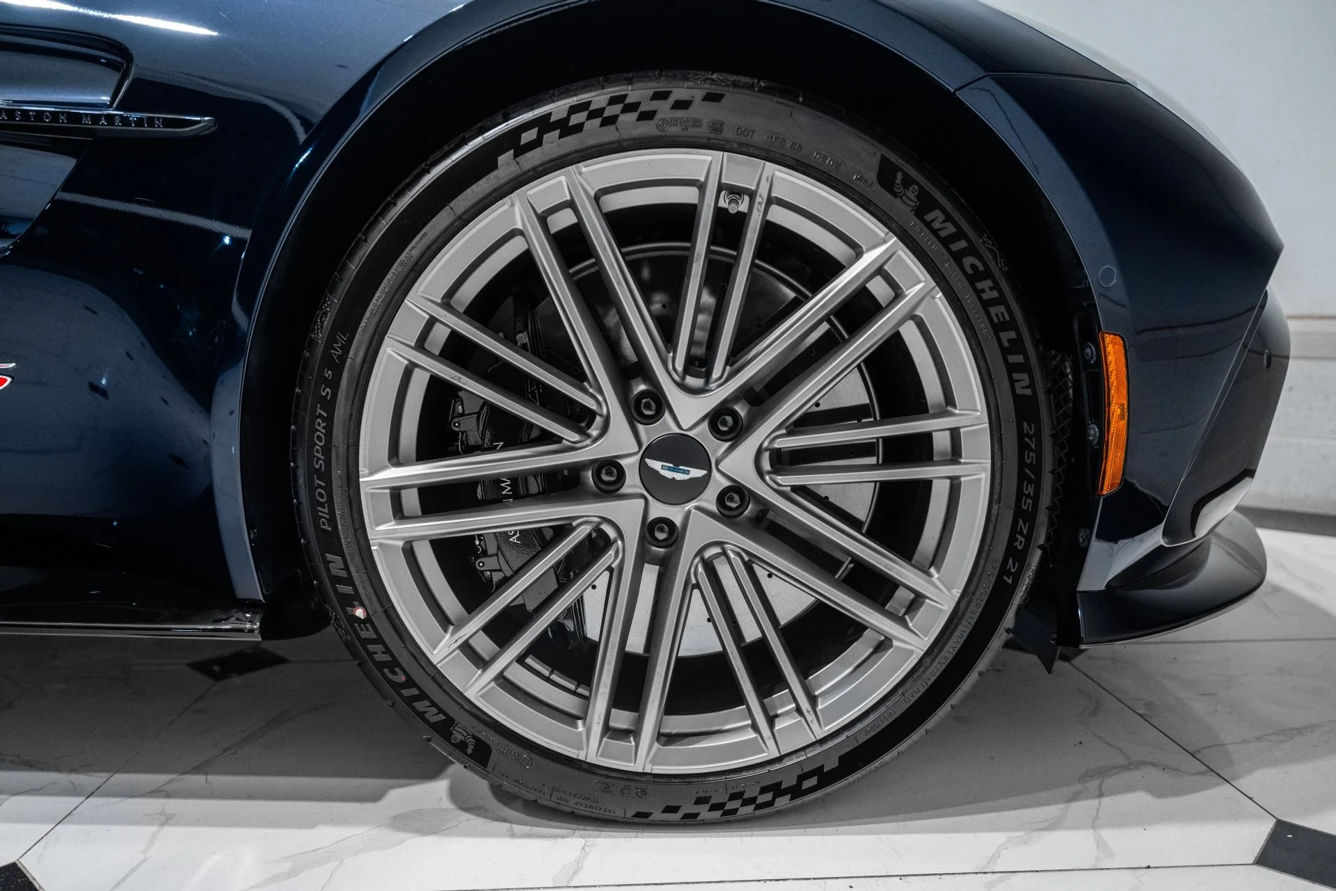 mph044_1889226048_New_2026_Aston_Martin_Vantage_S_Coupe_1767629088_45879ef4b8