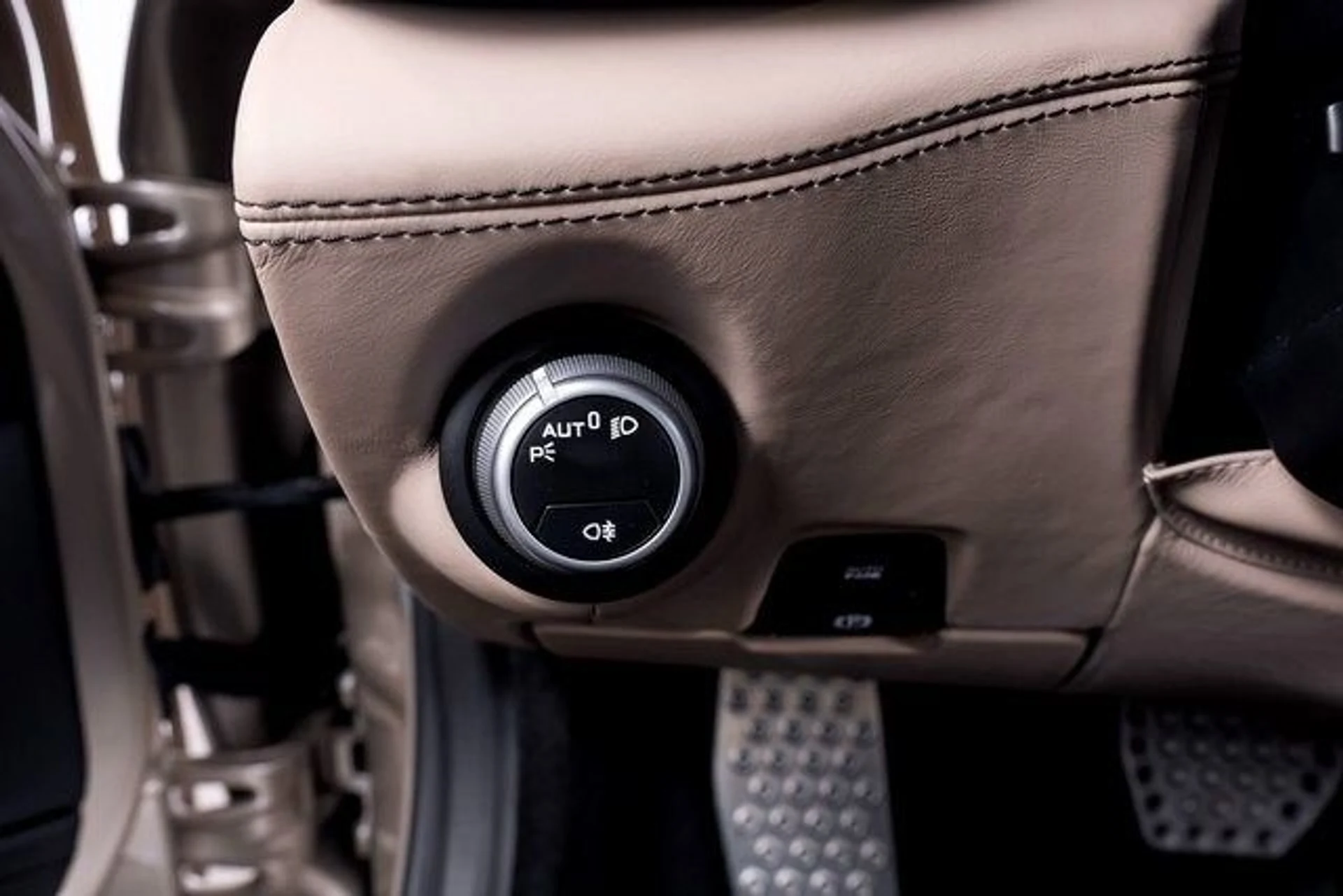 mph044_1927680834_9319170c8487a40735f5e40a5f772d46x_9c802c4dce