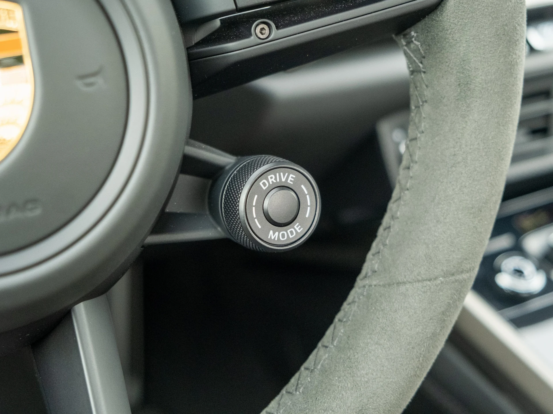 mph044_1945960112_45_610c4f97d4