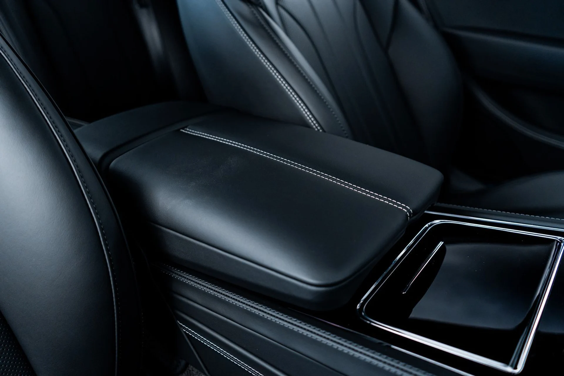 mph044_195548718_53762f60_69db_4f4f_a340_7cce7e68fc5f_3259830c23