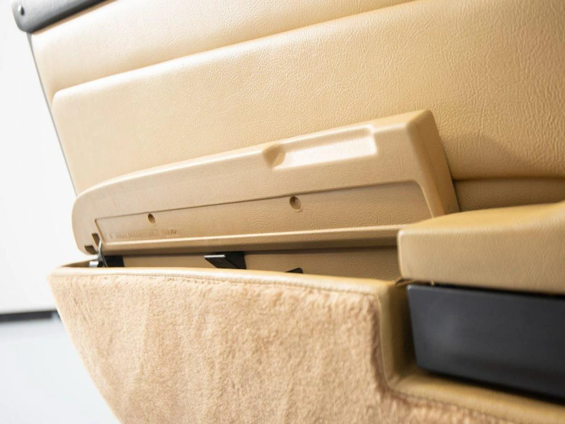 mph044_1962046165_p_UC_8_C9jw_BE_Jl_E8_w_ZRJ_4_XU_9_C_Ylc_51784832f8