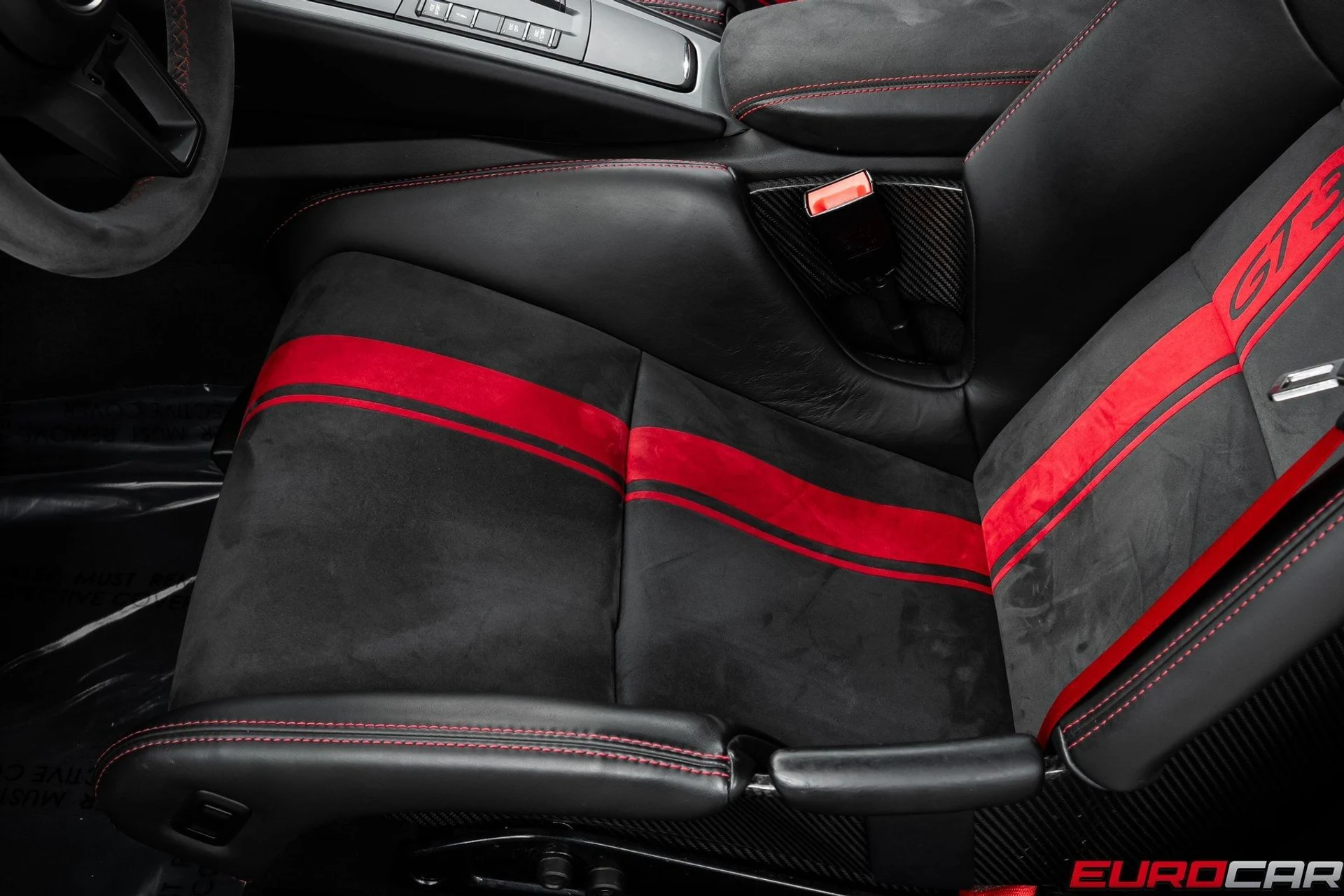 mph044_1967765829_image_45_5eb9381554