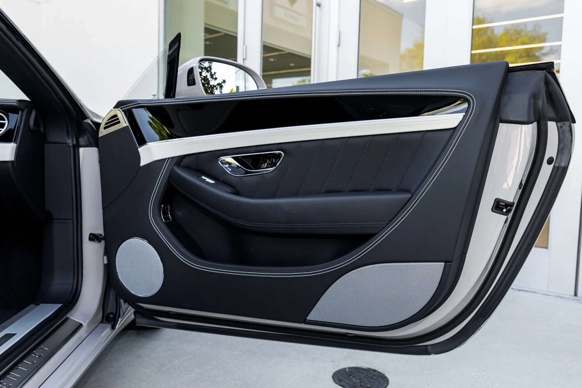 mph044_1968830522_60494304c913724c1605735aa05e0f28x_744e4a858f