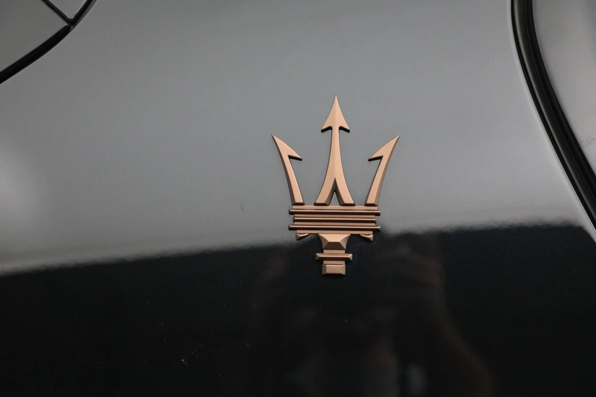 mph044_1974432312_New_2025_Maserati_Grecale_Folgore_78e66247bd