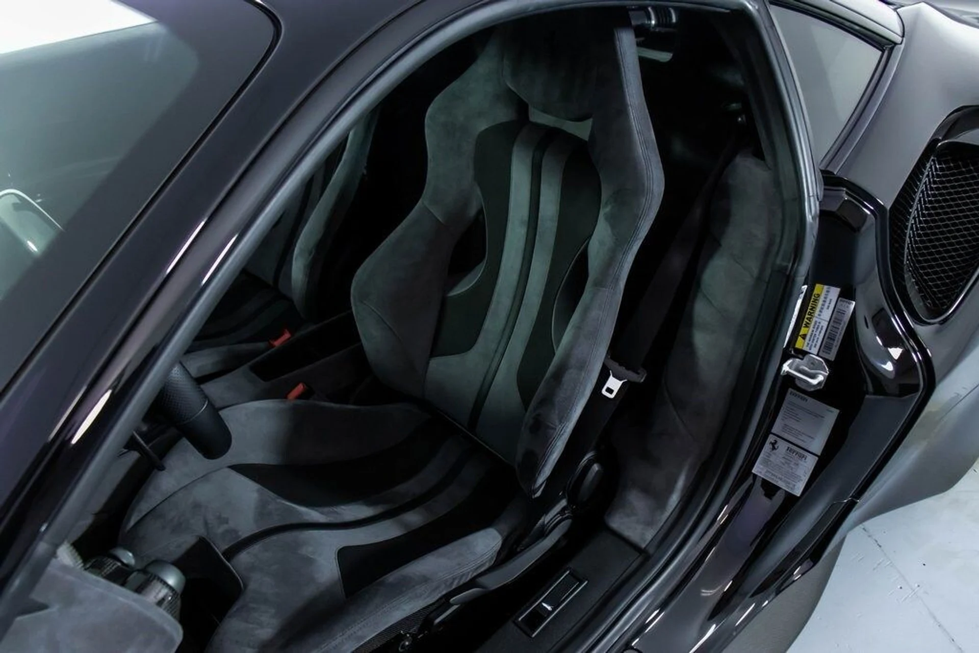 mph044_1979242125_66097e0776f1e2ab2b7f292814918d2bx_237b596fbf