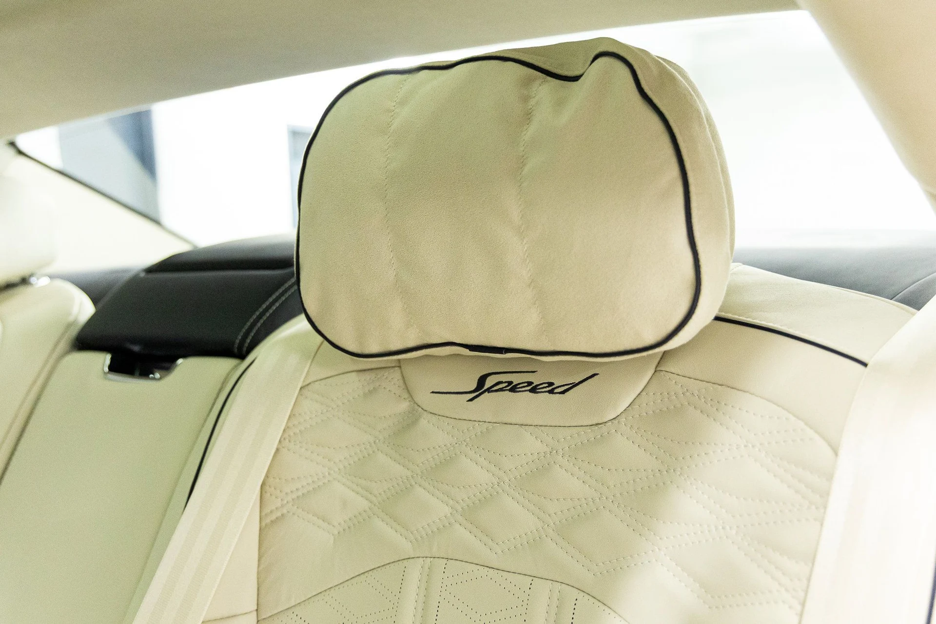 mph044_1987247145_00361a943e0baf6213a20cc7373aa8b7x_cc58579032