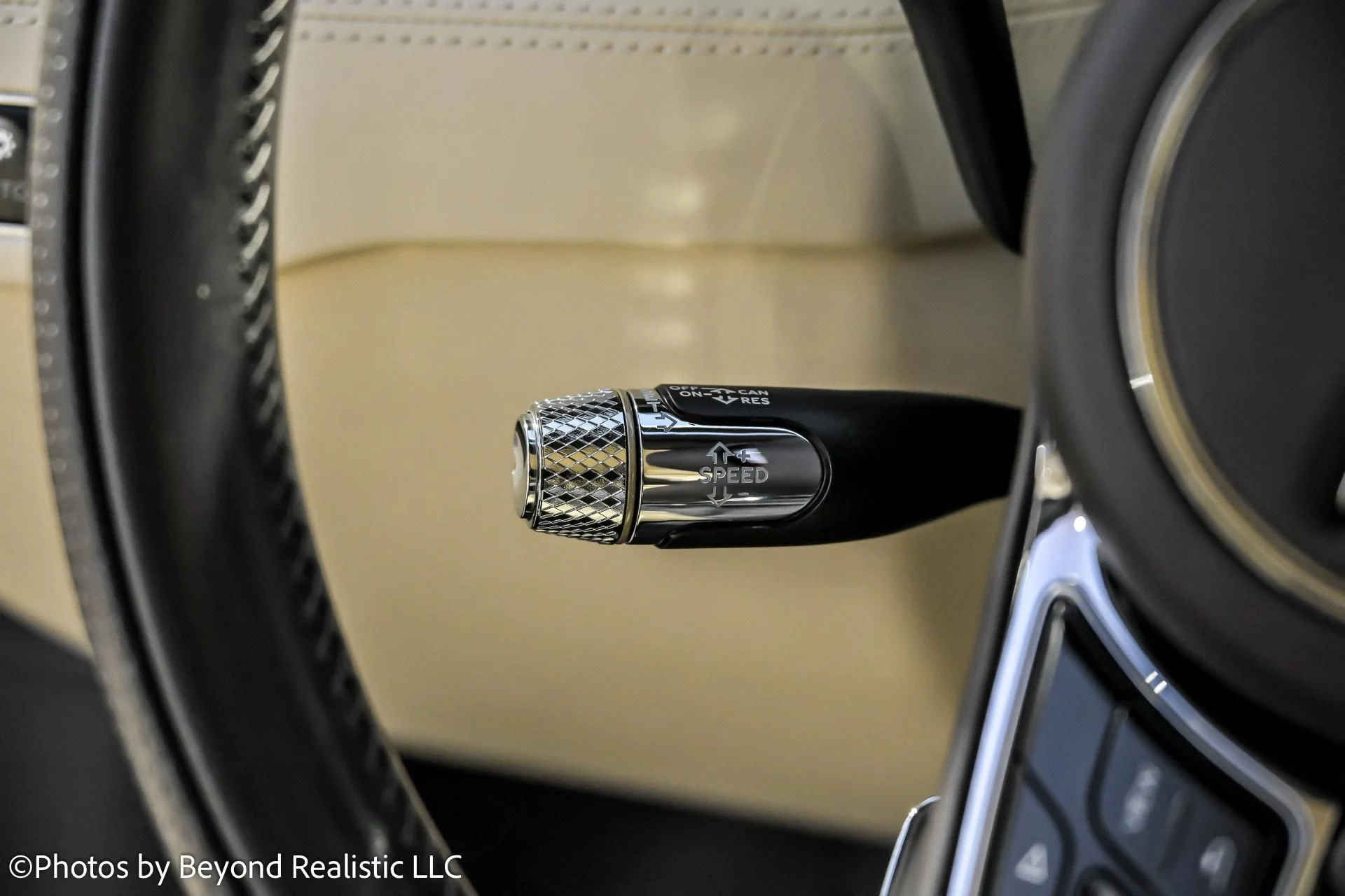 mph044_1992050030_Used_2020_Bentley_Continental_GT_V8_Convertible_1762593016_1899bf9299