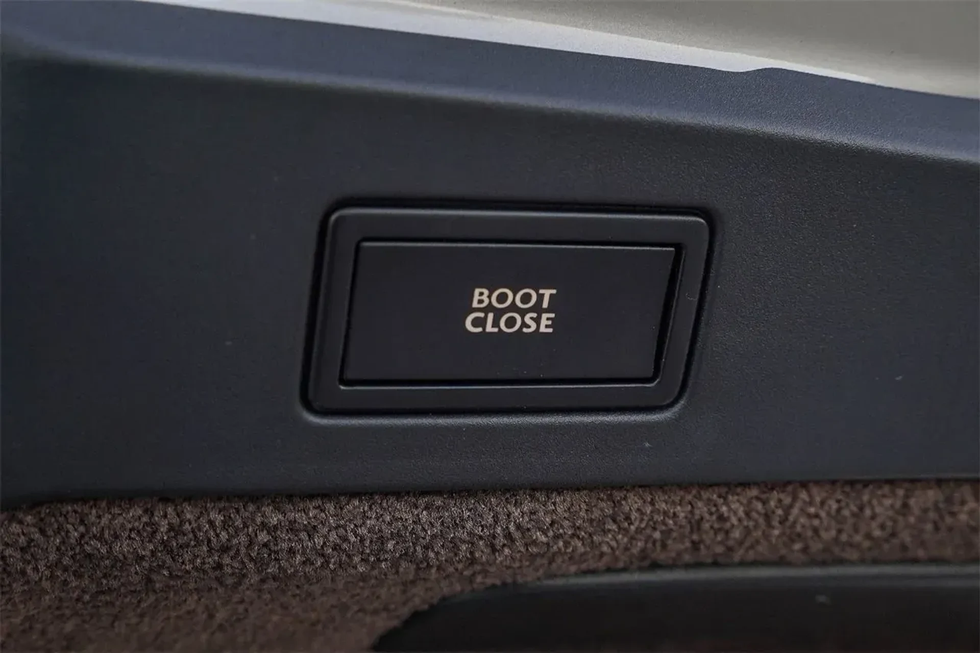 mph044_1999875939_a54a178637a4455ea92674a19ac45a21_839c54103a