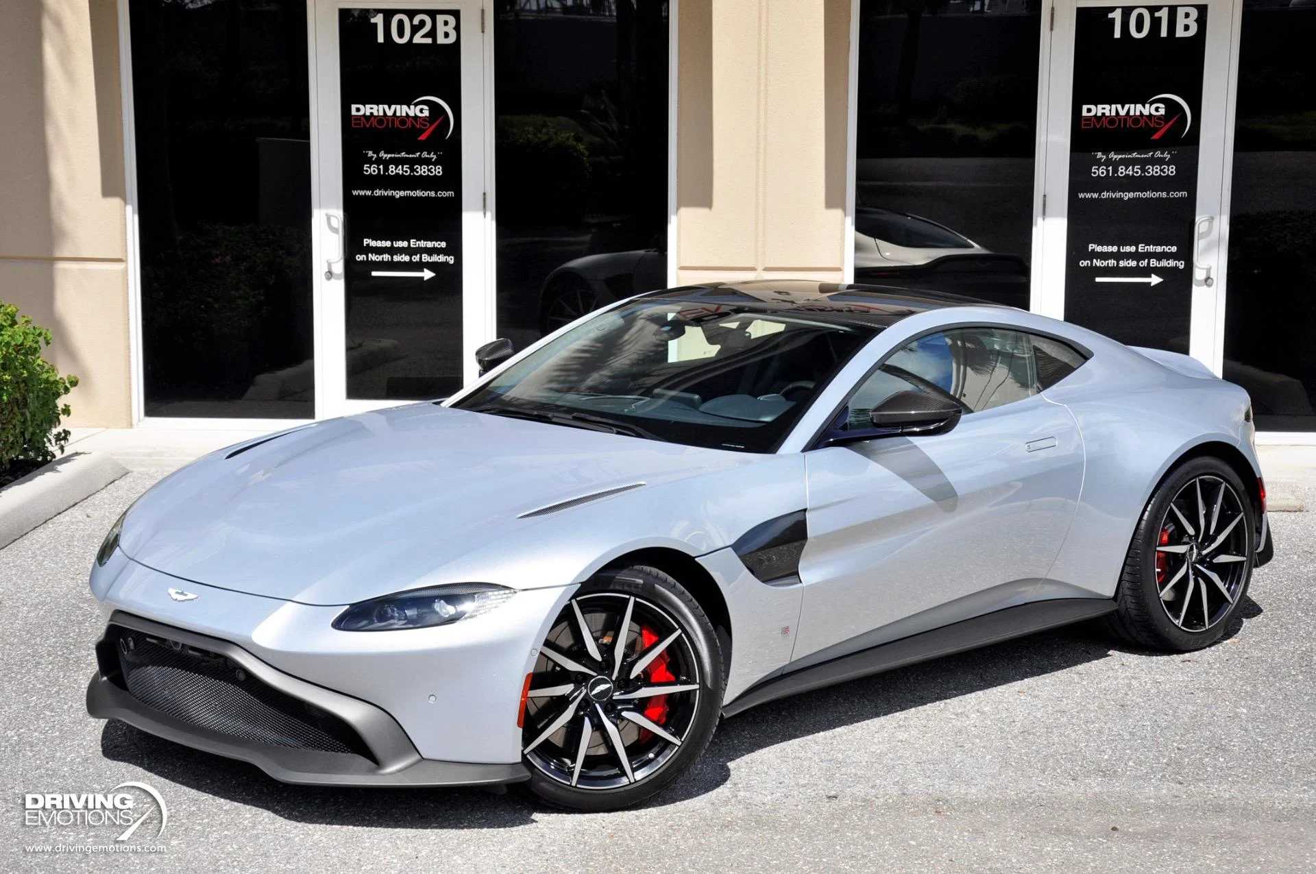 mph044_2024961007_880_p45_l_3d6988a0da