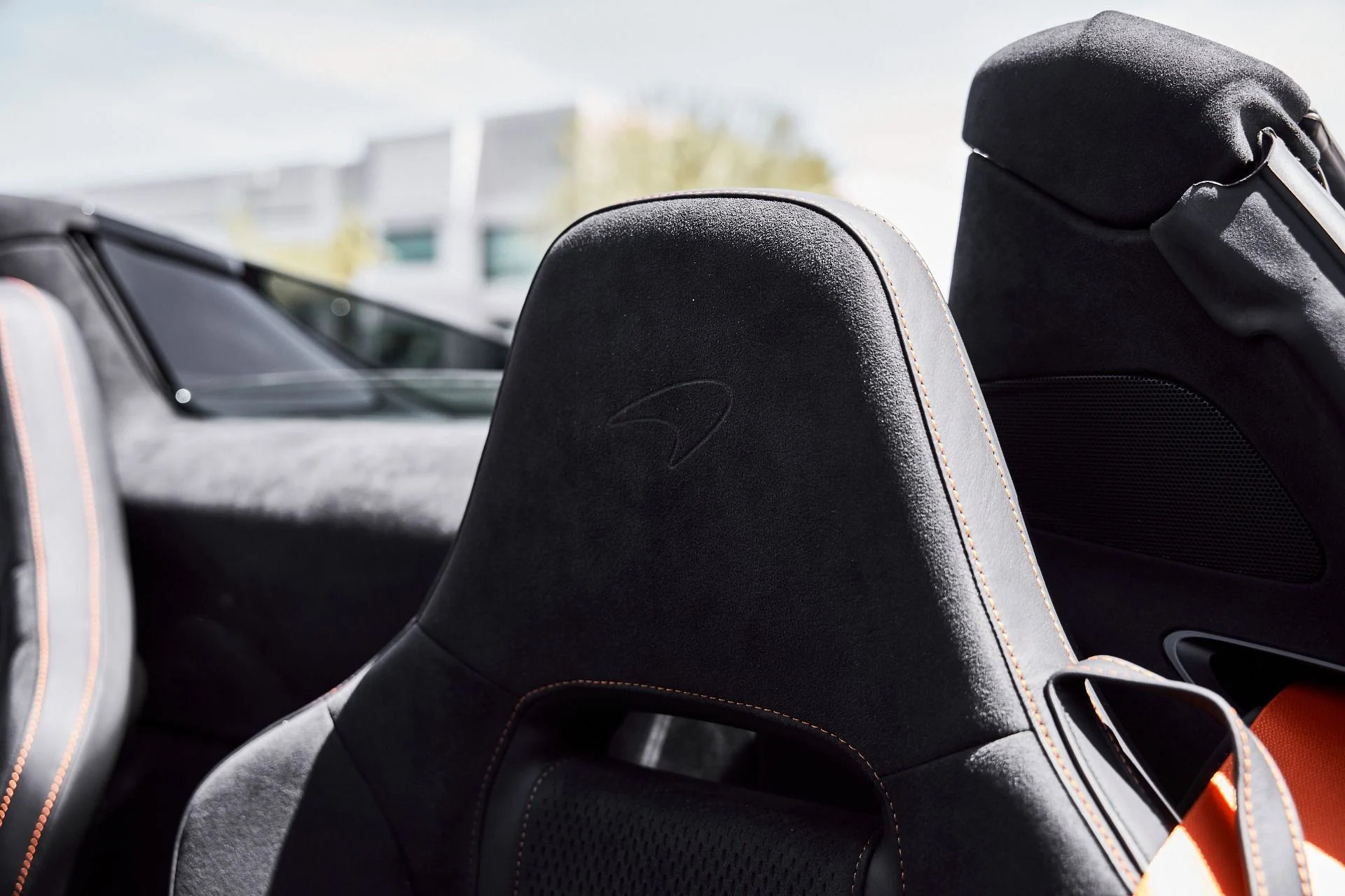 mph044_2059579760_Used_2025_Mc_Laren_750_S_1776907664_7c145a3159