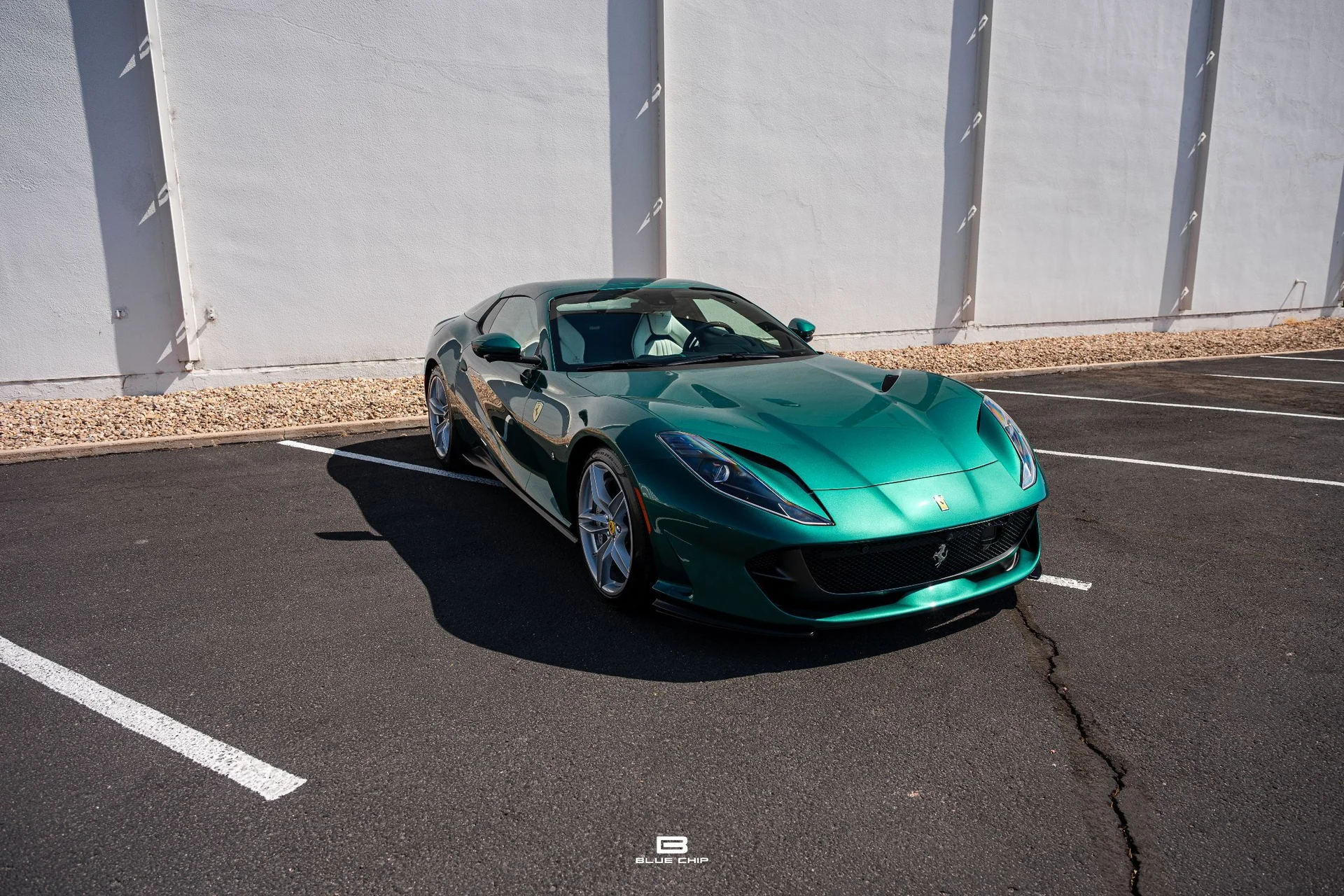 mph044_2059900624_6a612ffda3a9dc8b8fe862f6_23798_202022_20_Ferrari_20812_20_GTS_20_Verde_20_British_45_a988e48394