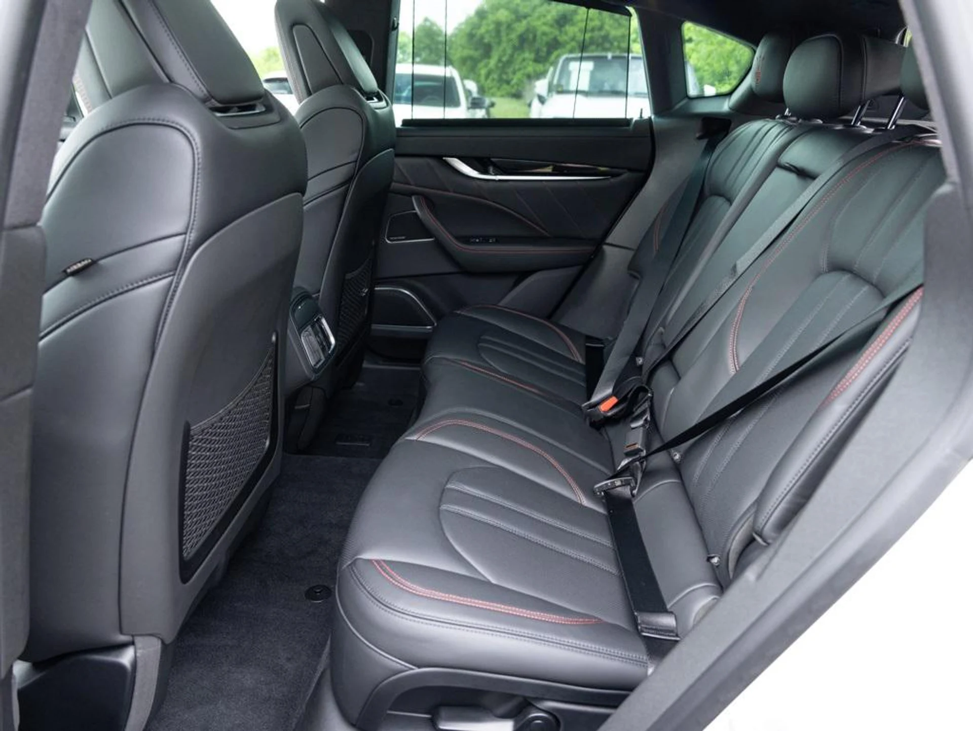 mph044_2073691850_478444804_692f06680d1b9ac3fcfb9c86_3adfad0ac7