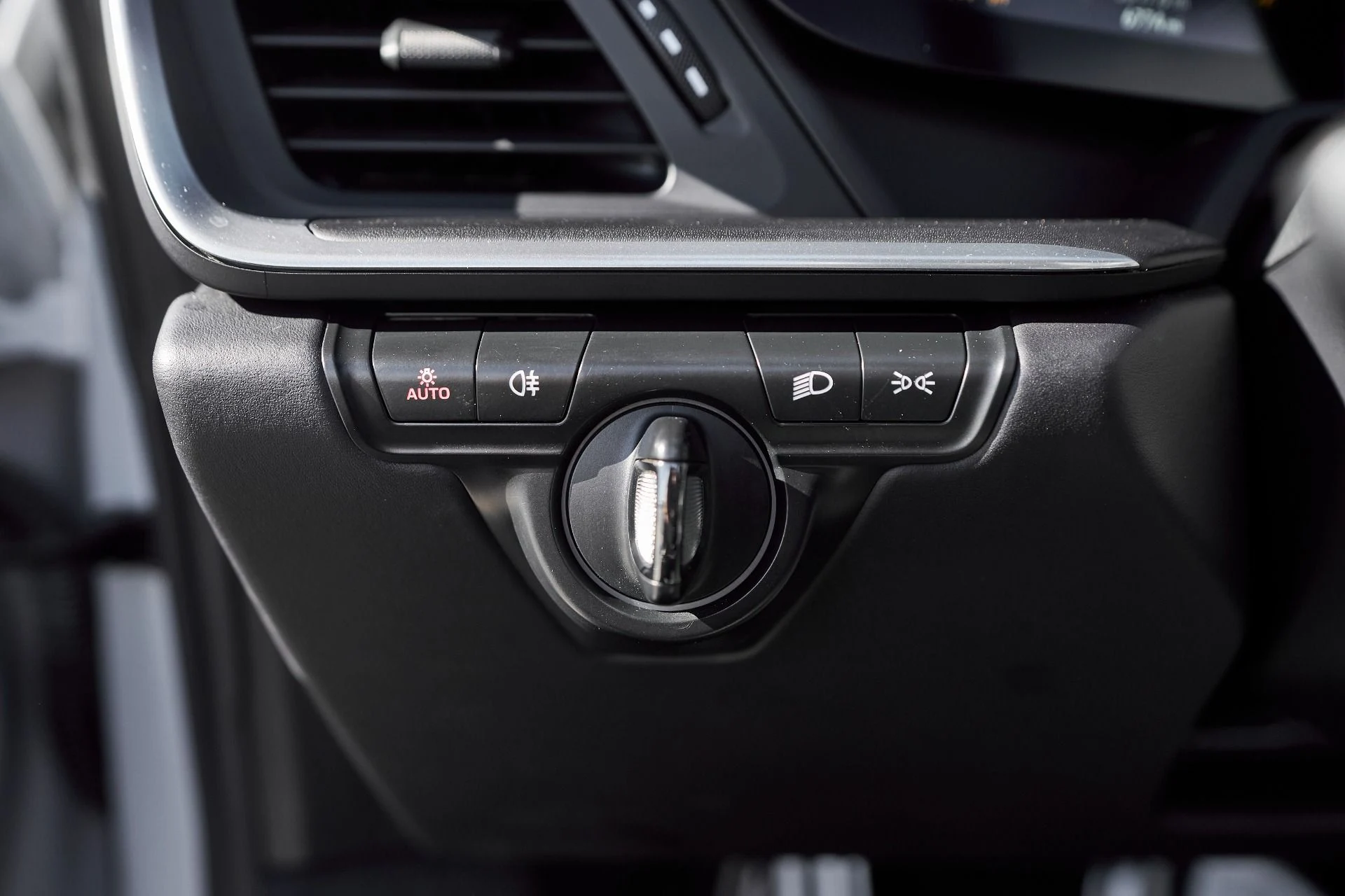 mph044_2095379722_Used_2023_Porsche_911_Turbo_S_1763676523_d9b8d8d4ec