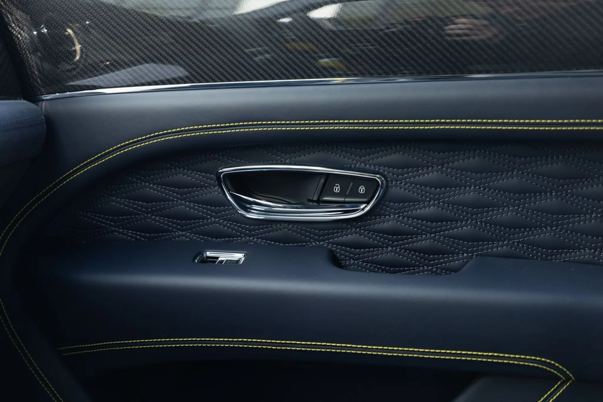 mph044_2097964841_0fed00ff032ea67777fb977fa61005aax_f438a2a43c