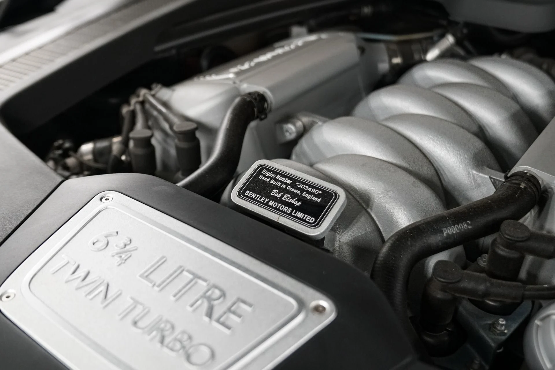 mph044_2105474194_Used_2013_Bentley_Mulsanne_1769559263_d4fa0f9227