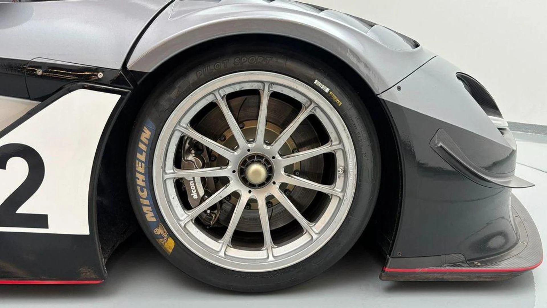 mph044_2118585695_gy_Odn_Kw9_CL_Dx_Qagkwa_H_Gcq_M3c_Do_941c80ab18