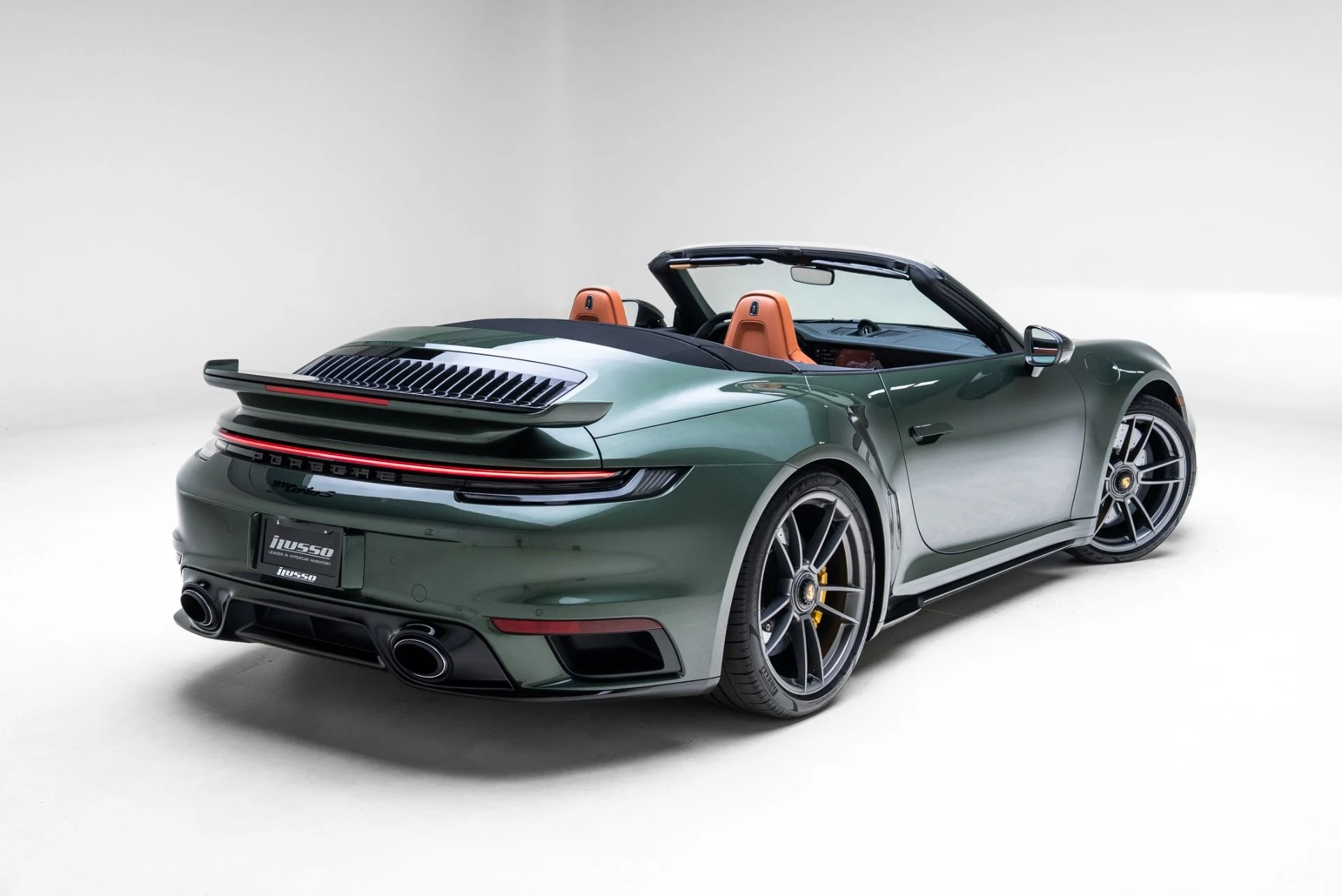 mph044_2120682730_Used_2024_Porsche_911_Turbo_S_Cab_1775066579_134b702db4