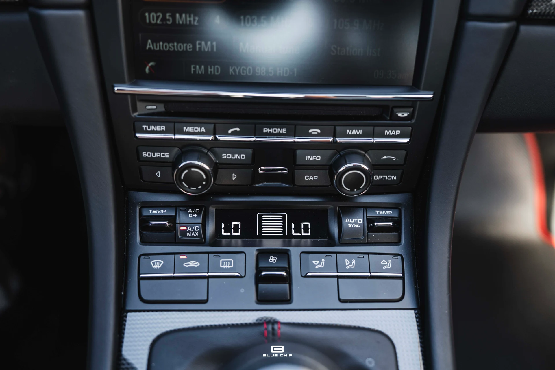 mph044_2127281470_6a2c7e1249c6c36567cbe58d_2016_Porsche_911_R_45_bb54674a7e