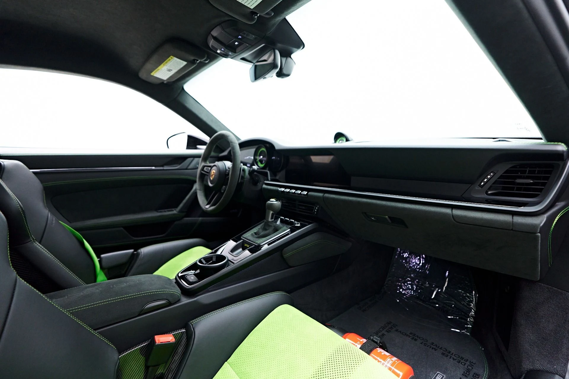 mph044_2128383143_Used_2022_Porsche_911_GT_3_1755812636_fa7cbd5a02