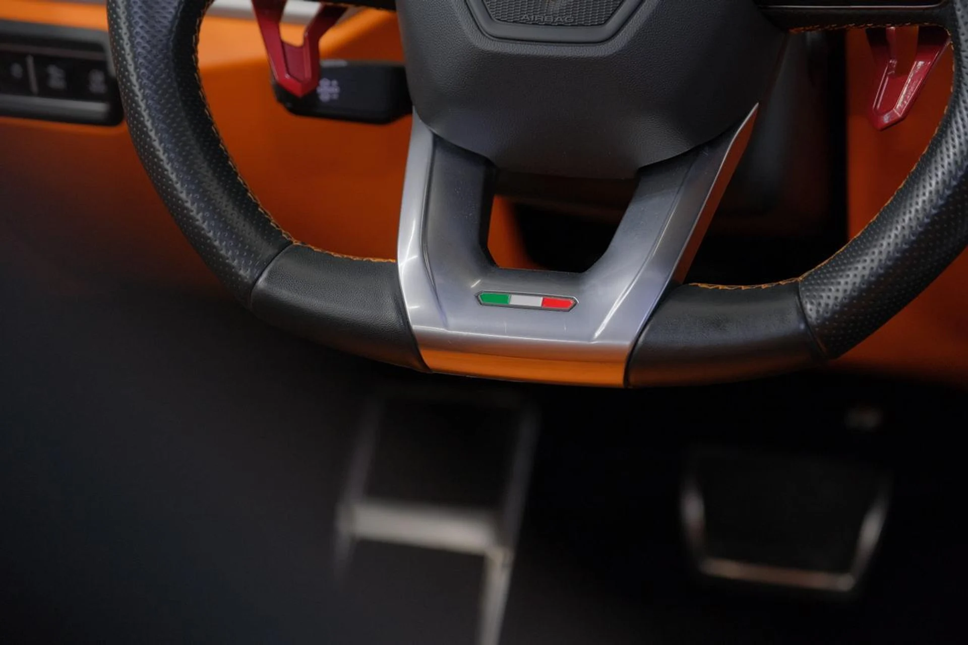 mph044_212939006_a43f16a8878f2dc6cddce052a6e1a893_3f31e0205b