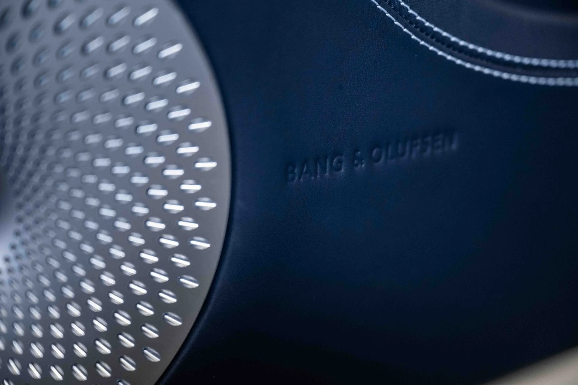 mph044_2138746948_Used_2023_Bentley_Continental_GTC_Speed_1727795522_9f86bddcd1