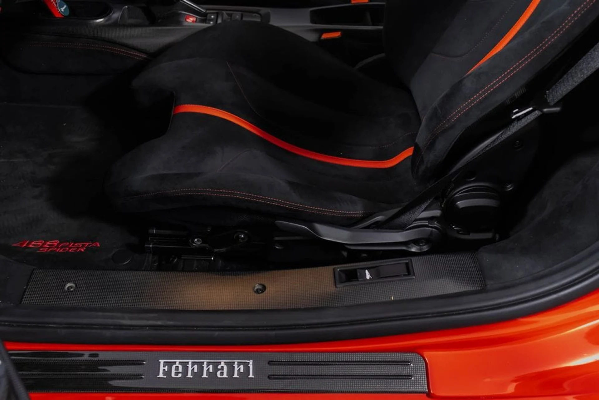 mph044_2140272276_8150543a7e93d28f70645bb3fcce4b71x_4b42fd707e