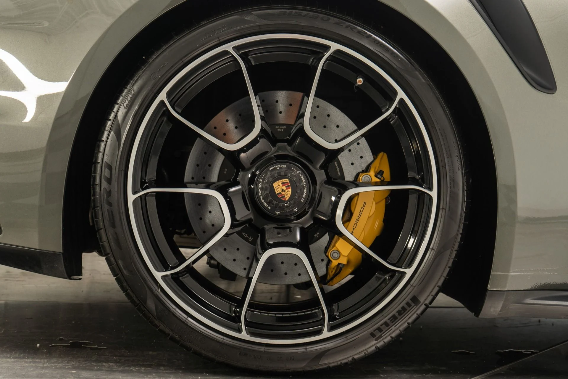 mph044_2141189978_Used_2022_Porsche_911_Turbo_S_1759528517_678a8235a6