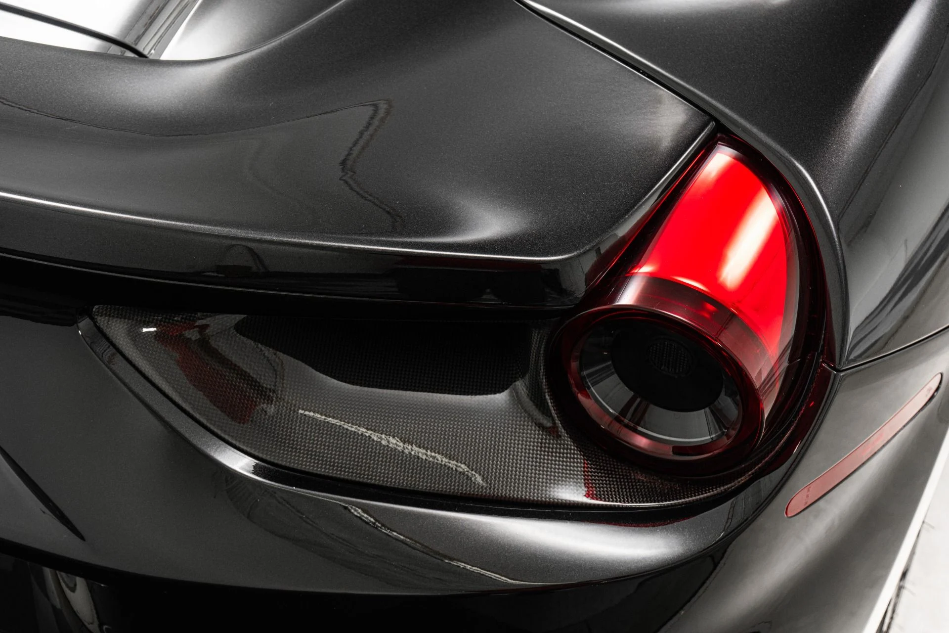 mph044_2178412662_Used_2018_Ferrari_488_Spider_Extensive_Carbon_Fiber_Trim_Low_Miles_1776720034_a7c7fcbe20