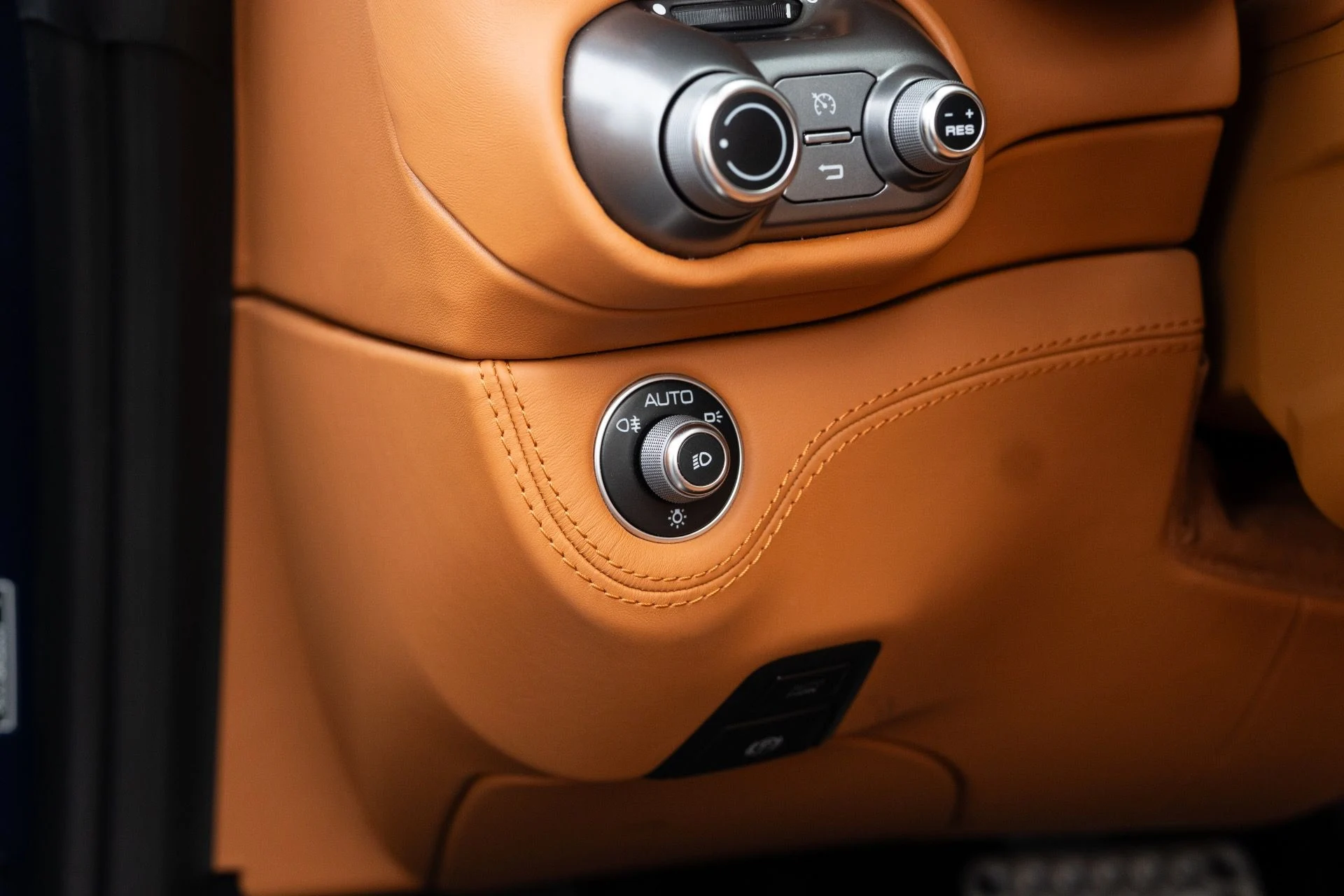 mph044_2217495311_Used_2022_Ferrari_Portofino_M_1770268435_cfad7ba3e6