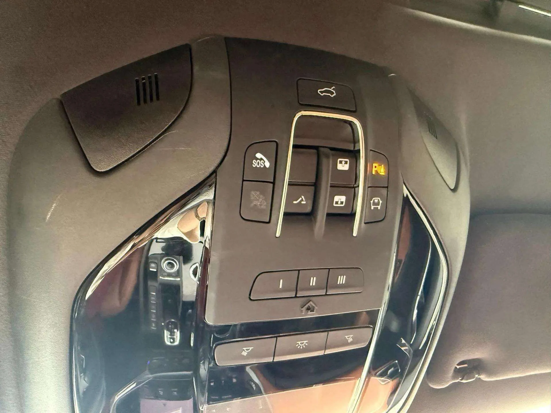 mph044_2219397124_2dcb00f4304446b4aa8a3483bd02fc69_9eab7b59ce