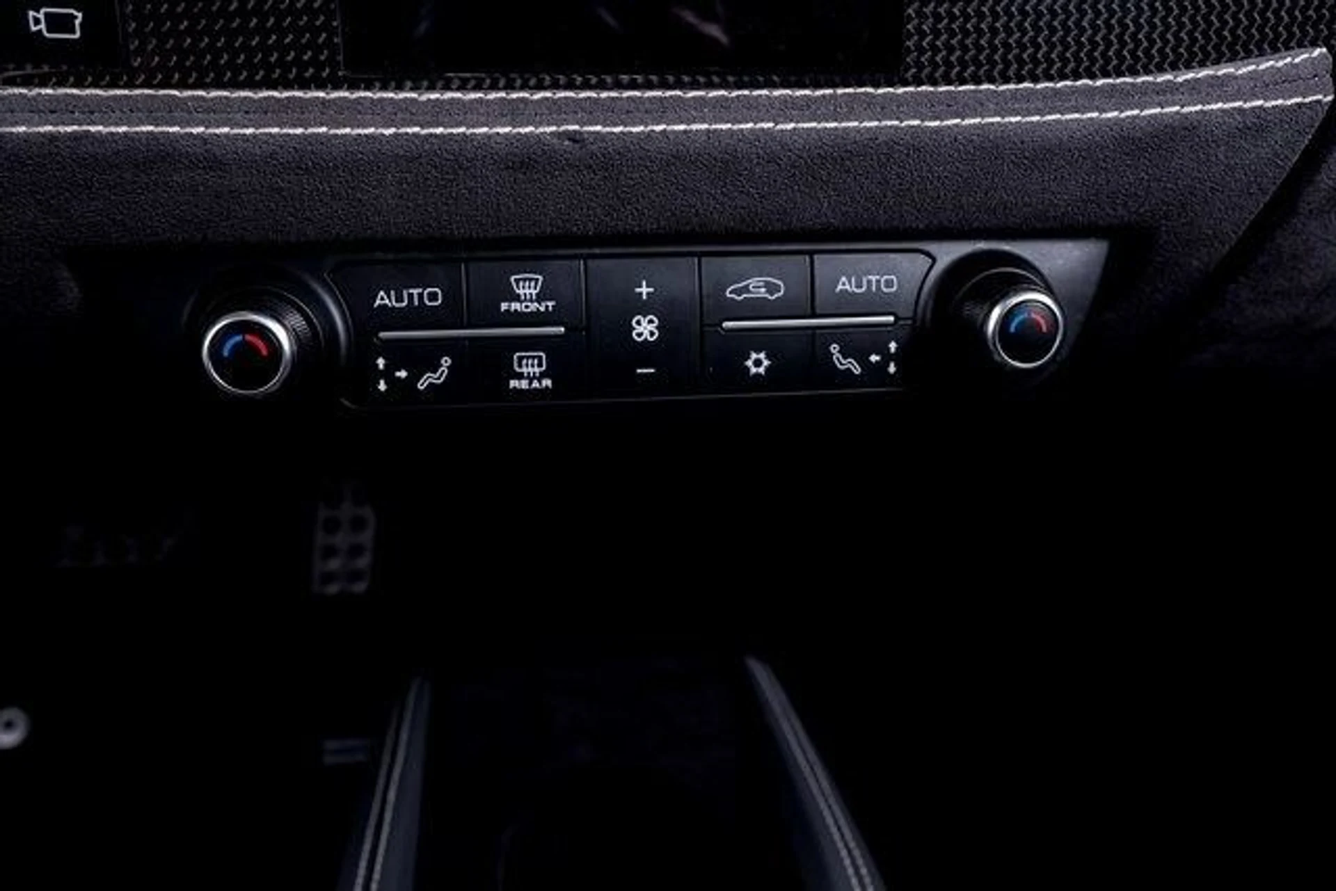 mph044_2222239893_6d451b19980ff7358103a9b7215e026bx_013f60c0de