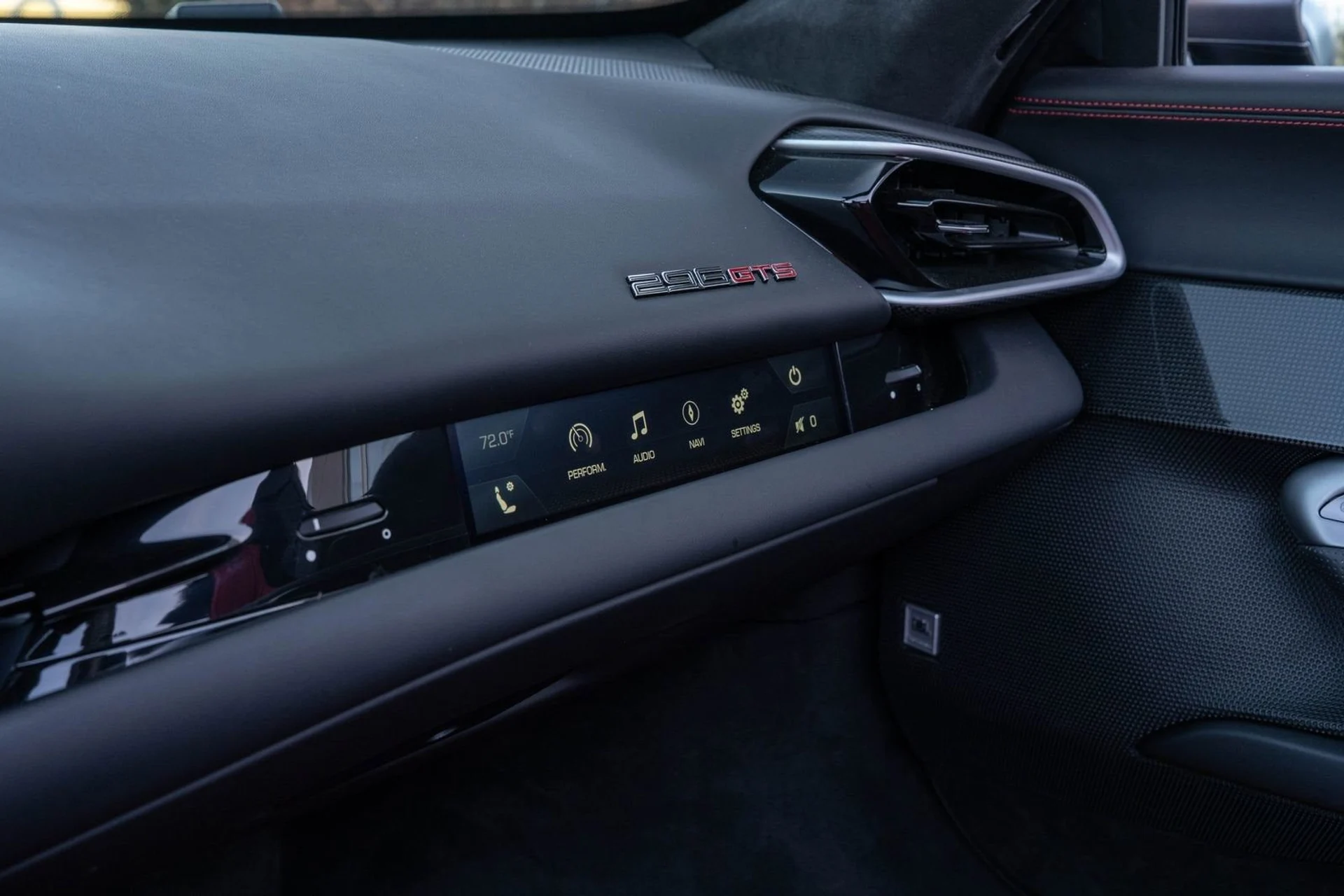 mph044_2224475158_4514820aef2149a0823d9247e41e7692_9c8b2e89f5