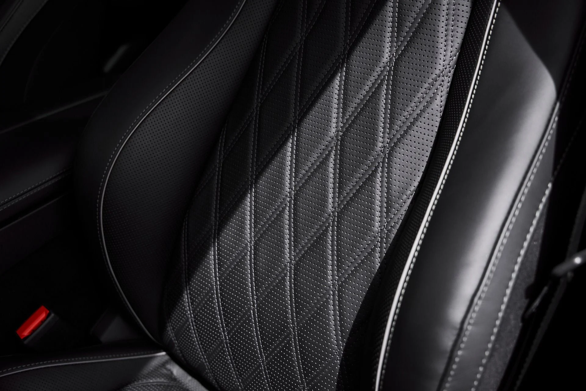 mph044_2229281780_Used_2024_Mercedes_Benz_GLS_Maybach_GLS_600_1776550622_f1aced60e1