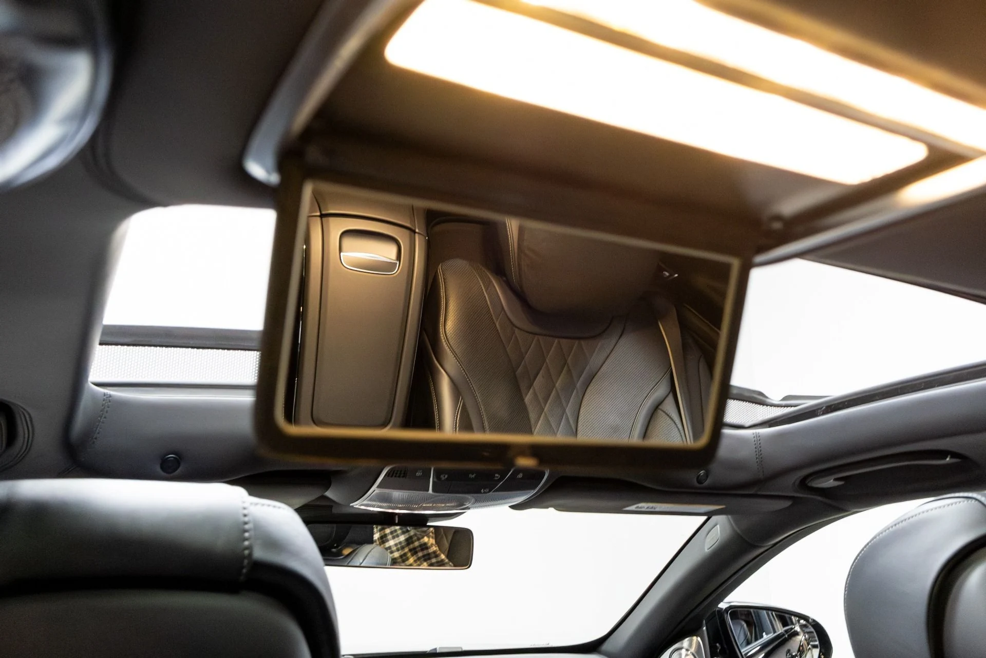 mph044_2234526804_Used_2020_Mercedes_Benz_S_Class_Maybach_S_650_1773874988_a20c6642d3