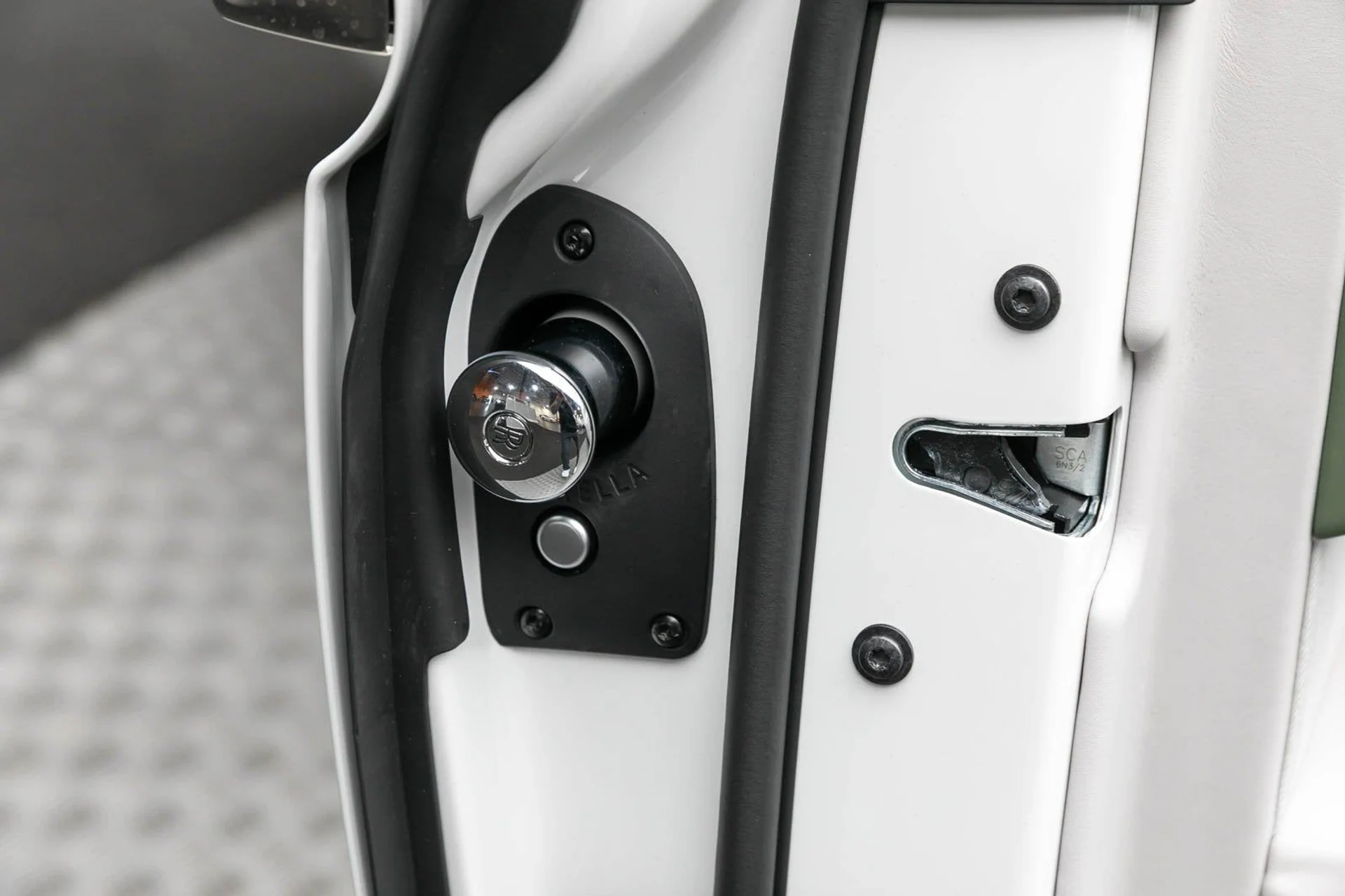 mph044_2238899793_45_c1474df23c