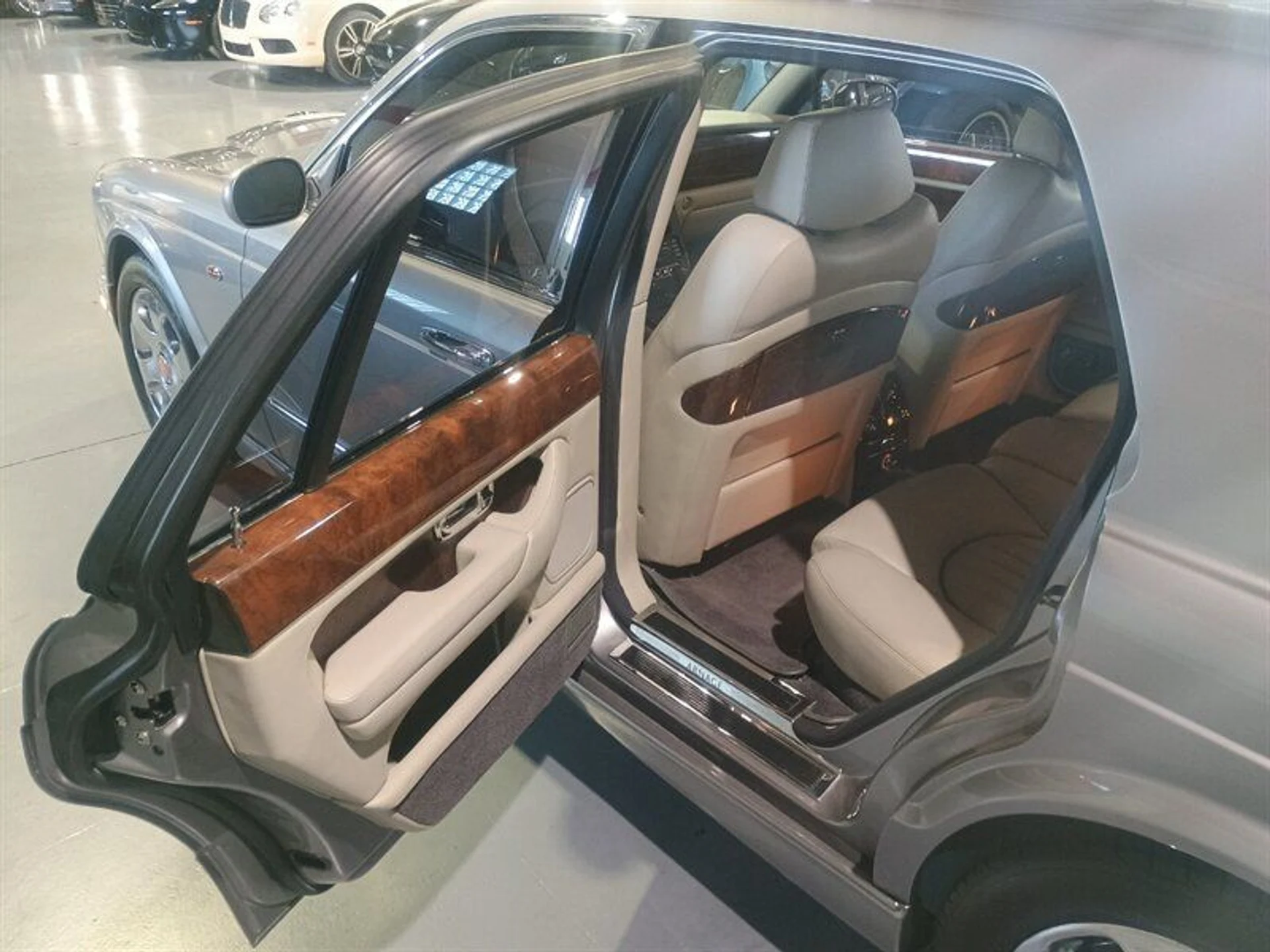 mph044_224697650_beee7574e3_800_2e0ecf8dc1