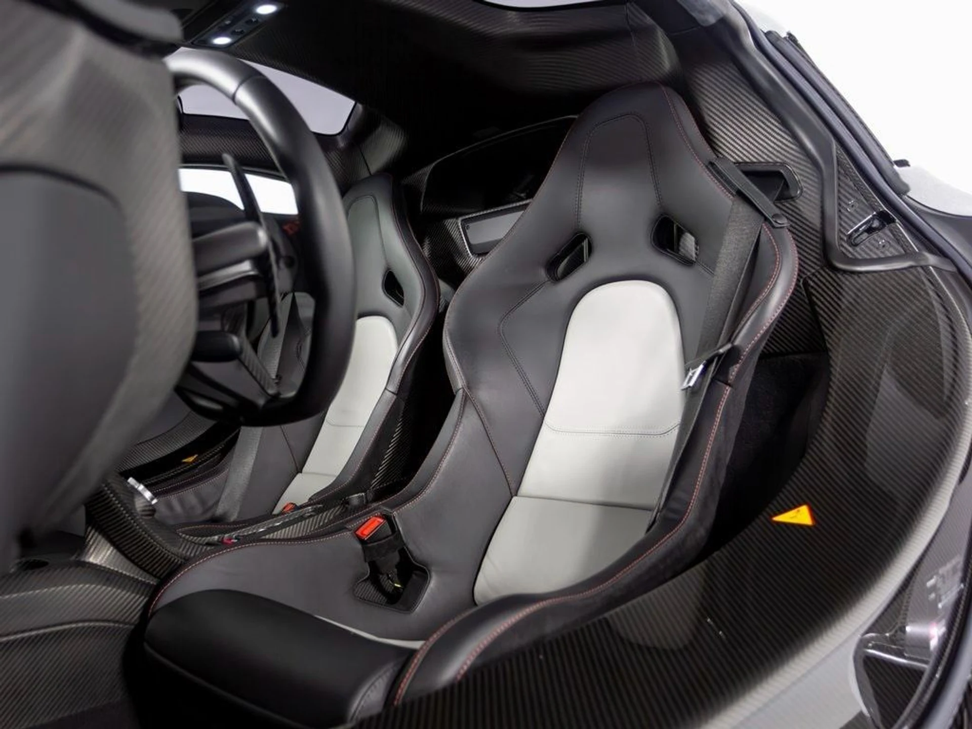 mph044_2268559504_7b99a2f7af058bce37623e7aca8b71f1x_d8af4f7797