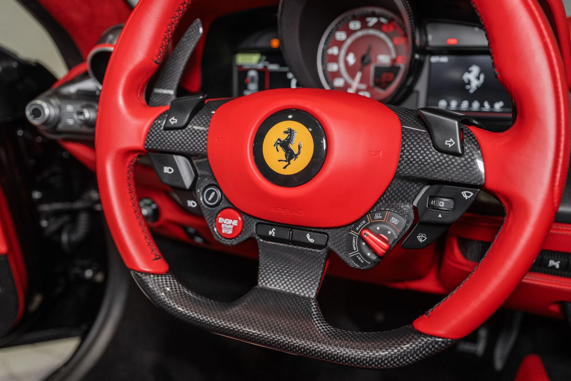 mph044_2269290833_Used_2021_Ferrari_F8_Spider_1788191759_40677b98cf