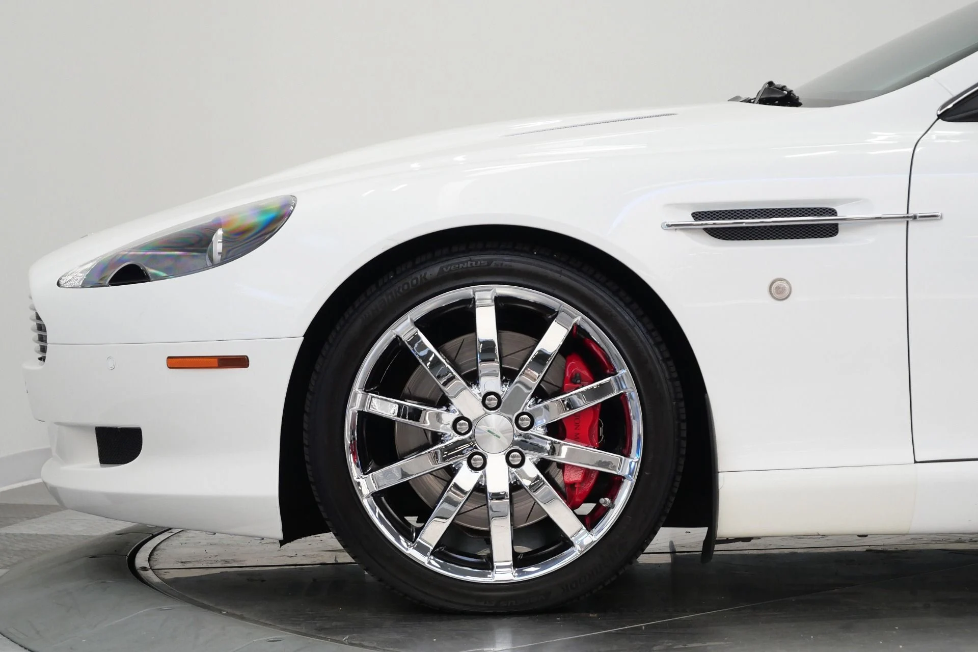 mph044_2271392313_Used_2008_Aston_Martin_DB_9_Volante_V12_Power_Chromed_Wheels_Service_Records_1779224216_d6660be061