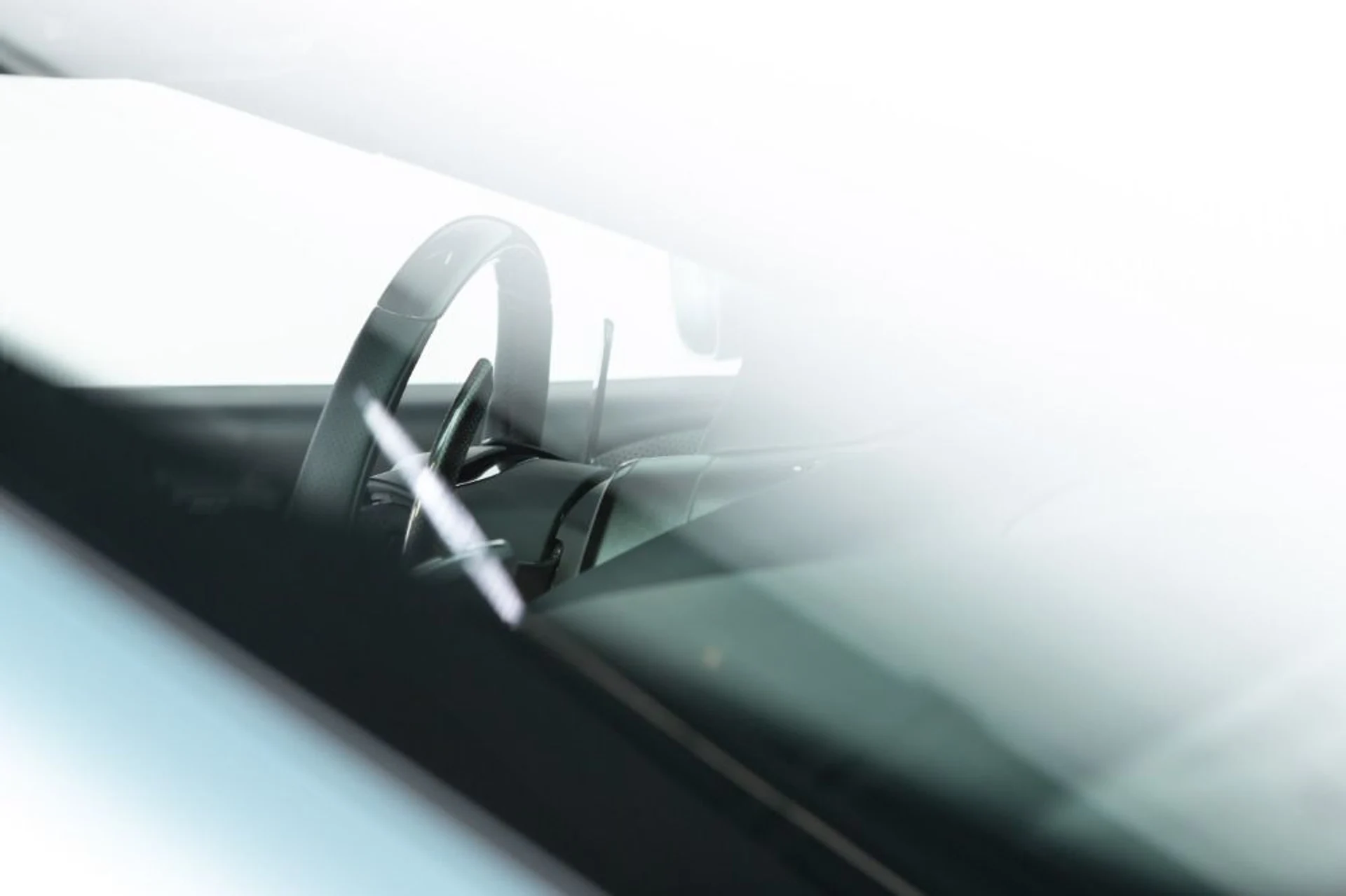 mph044_227591577_Used_2024_Ferrari_Roma_Spider_6c704e3944