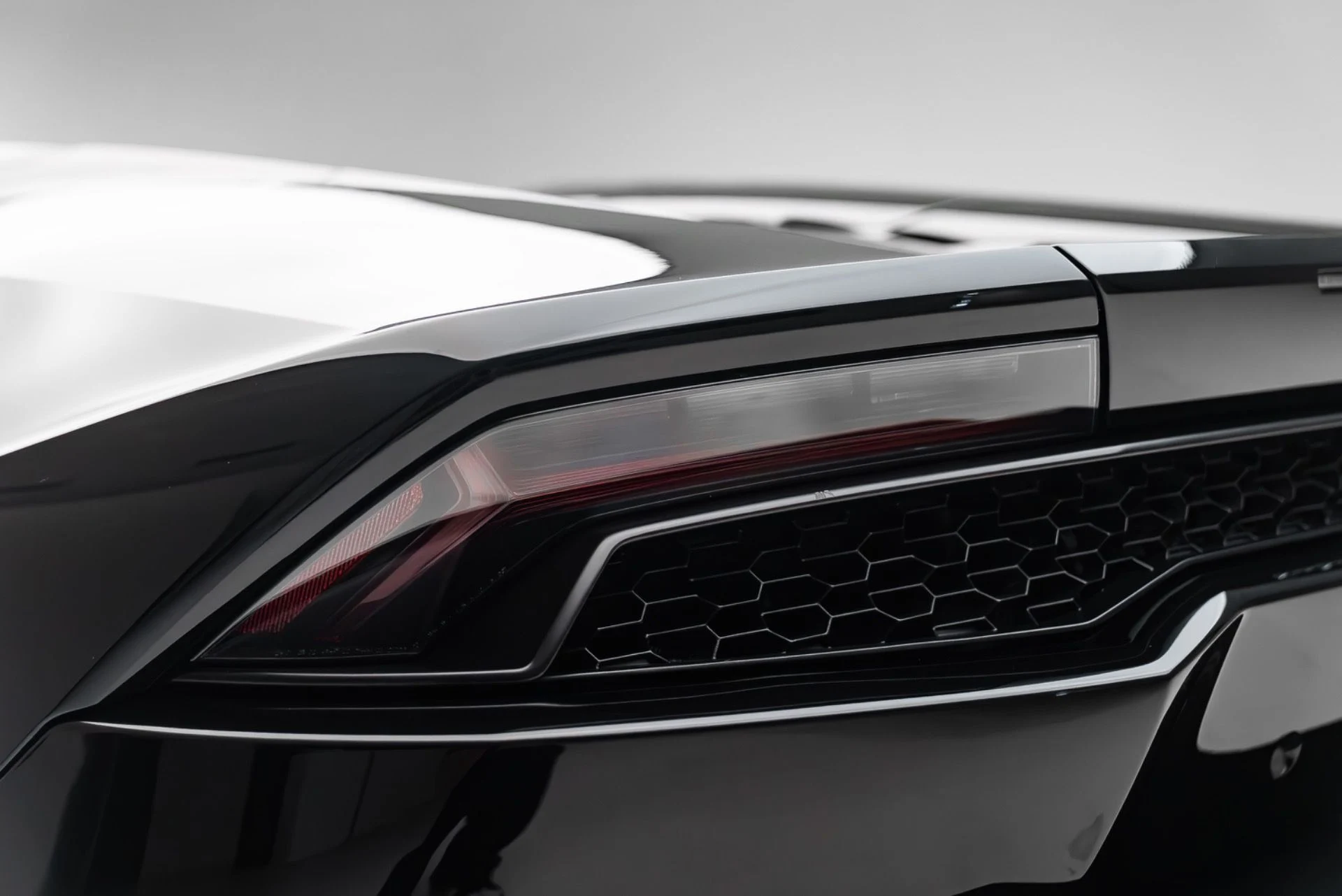 mph044_2280234166_Used_2016_Lamborghini_Huracan_LP_610_4_Spyder_1781713256_c86453b92c