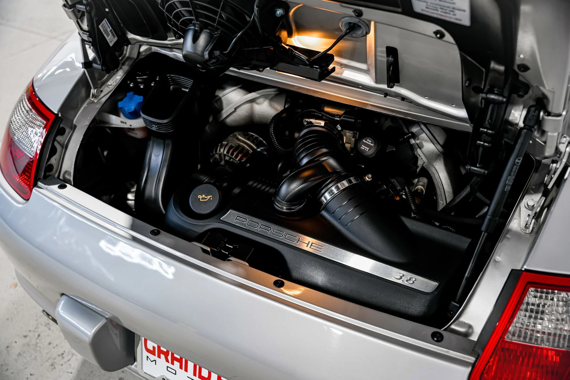 mph044_2292812352_49ada4b9c4c81f69d53f2d82e80df05bx_8a4c20924b