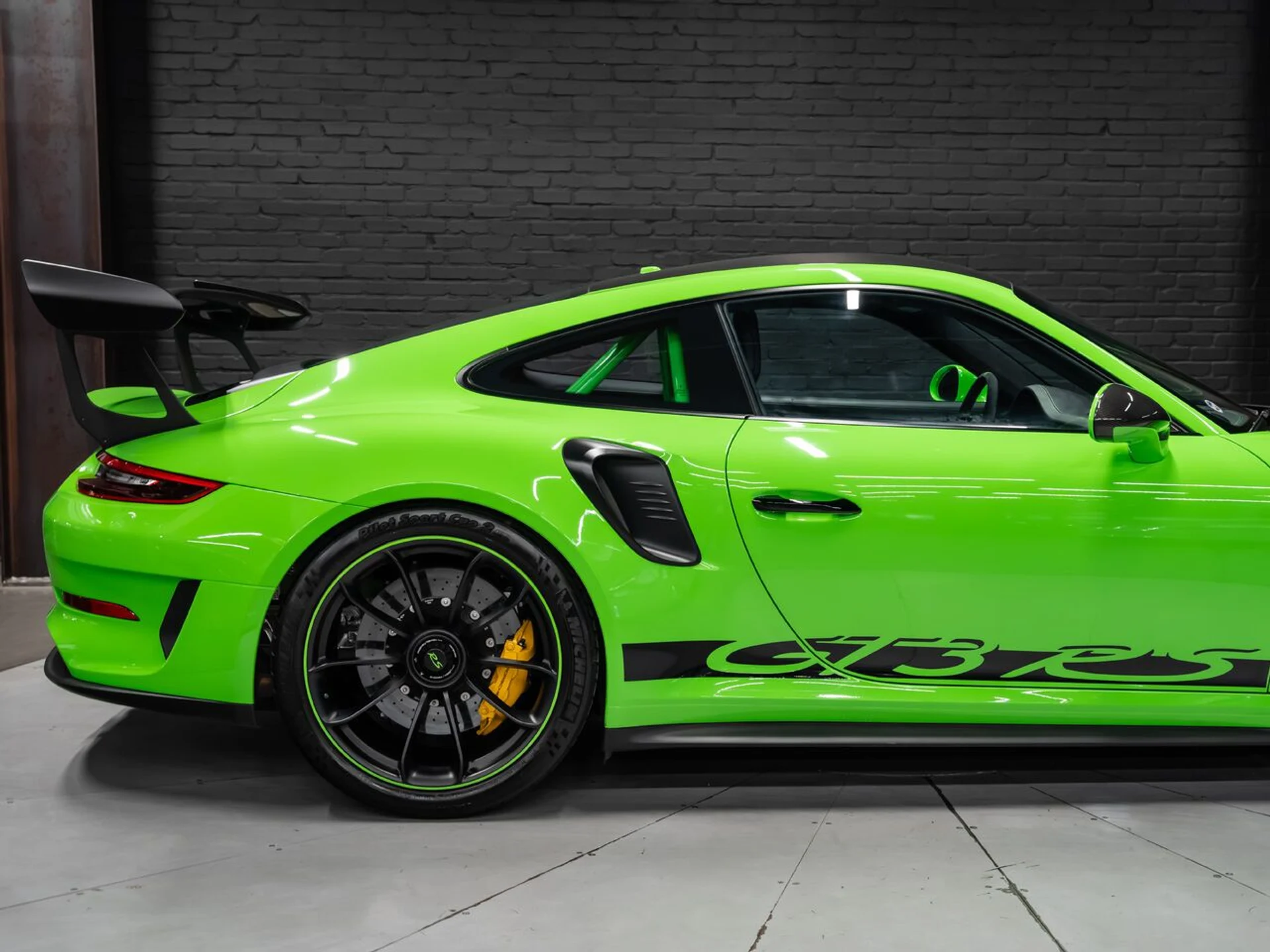 mph044_2297868117_porsche_911_2019_fdf6289fb3