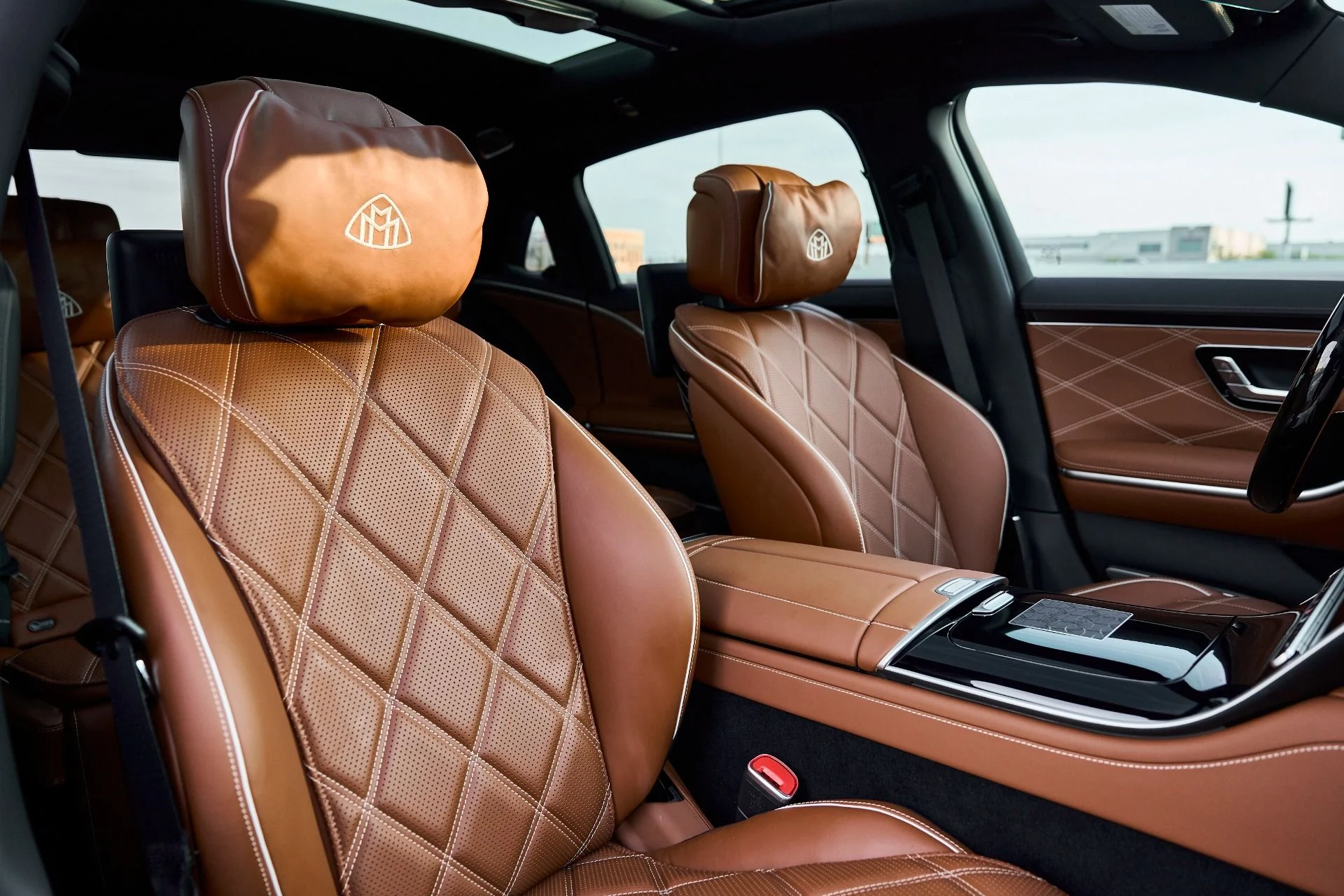 mph044_2299801104_Used_2026_Mercedes_Benz_S_Class_Maybach_S_680_1769716702_f9764bcd32