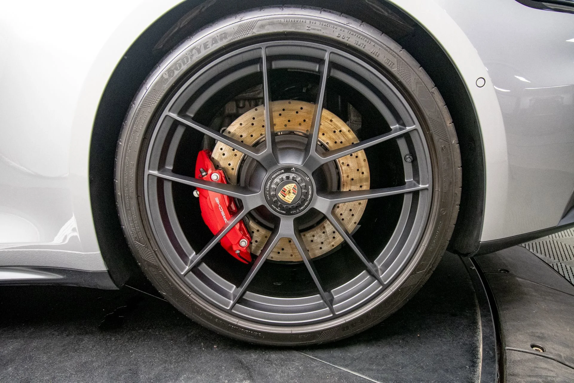 mph044_2300558805_3c84f06d802c4f269baccc24c2e92b7e_ac45ffdd44