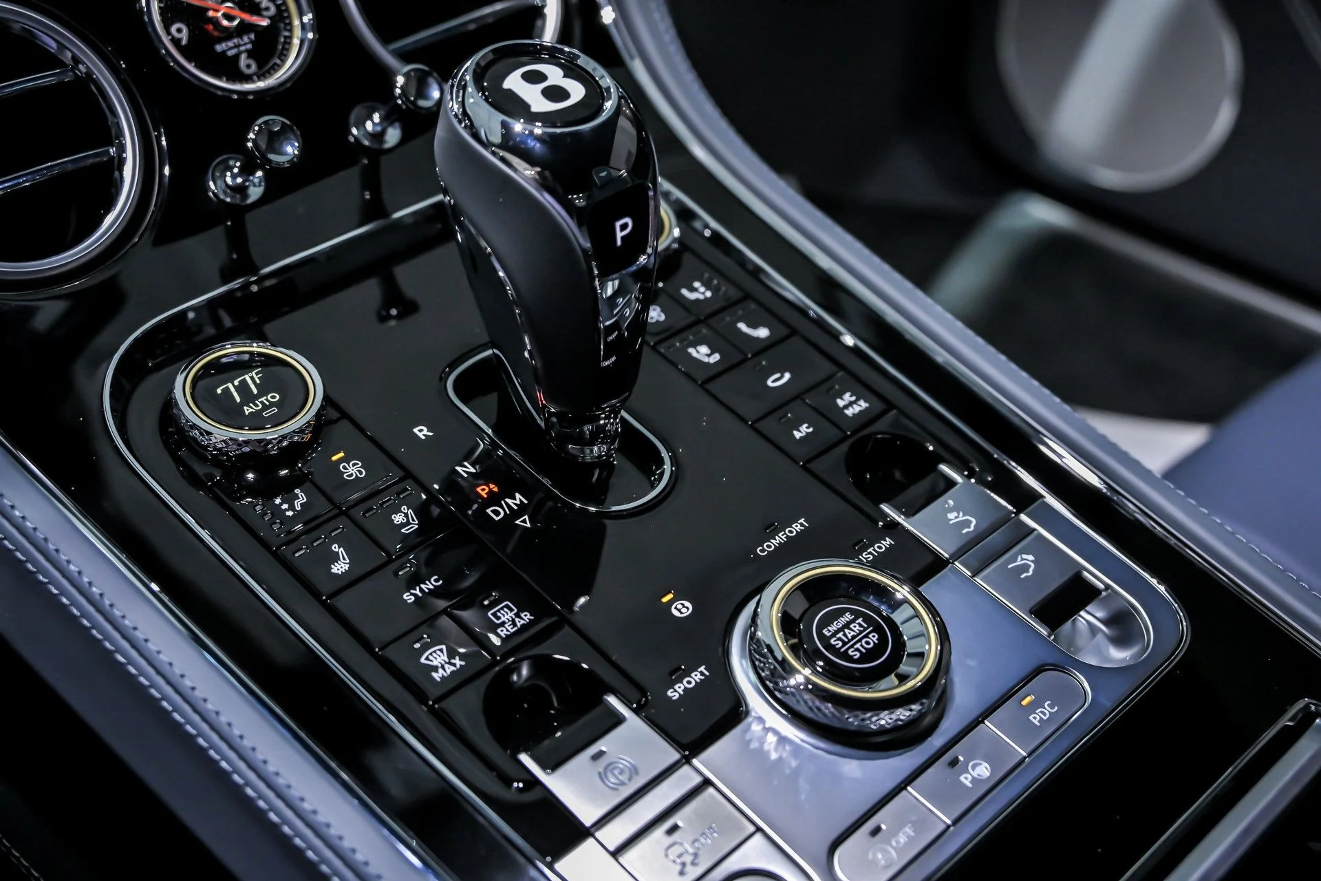 mph044_2322966803_5c6ddc6ba5e897ad58d335a28f248bd2x_a82a6852de