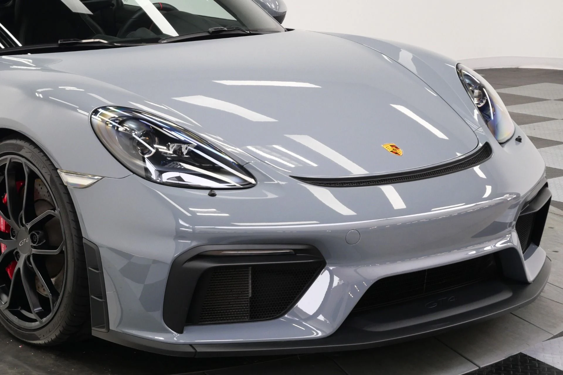 mph044_23276374_Used_2023_Porsche_718_Cayman_GT_4_4_Liter_Power_18_Way_Seats_Leather_and_Race_Tex_Interior_1774984872_30f9d60007