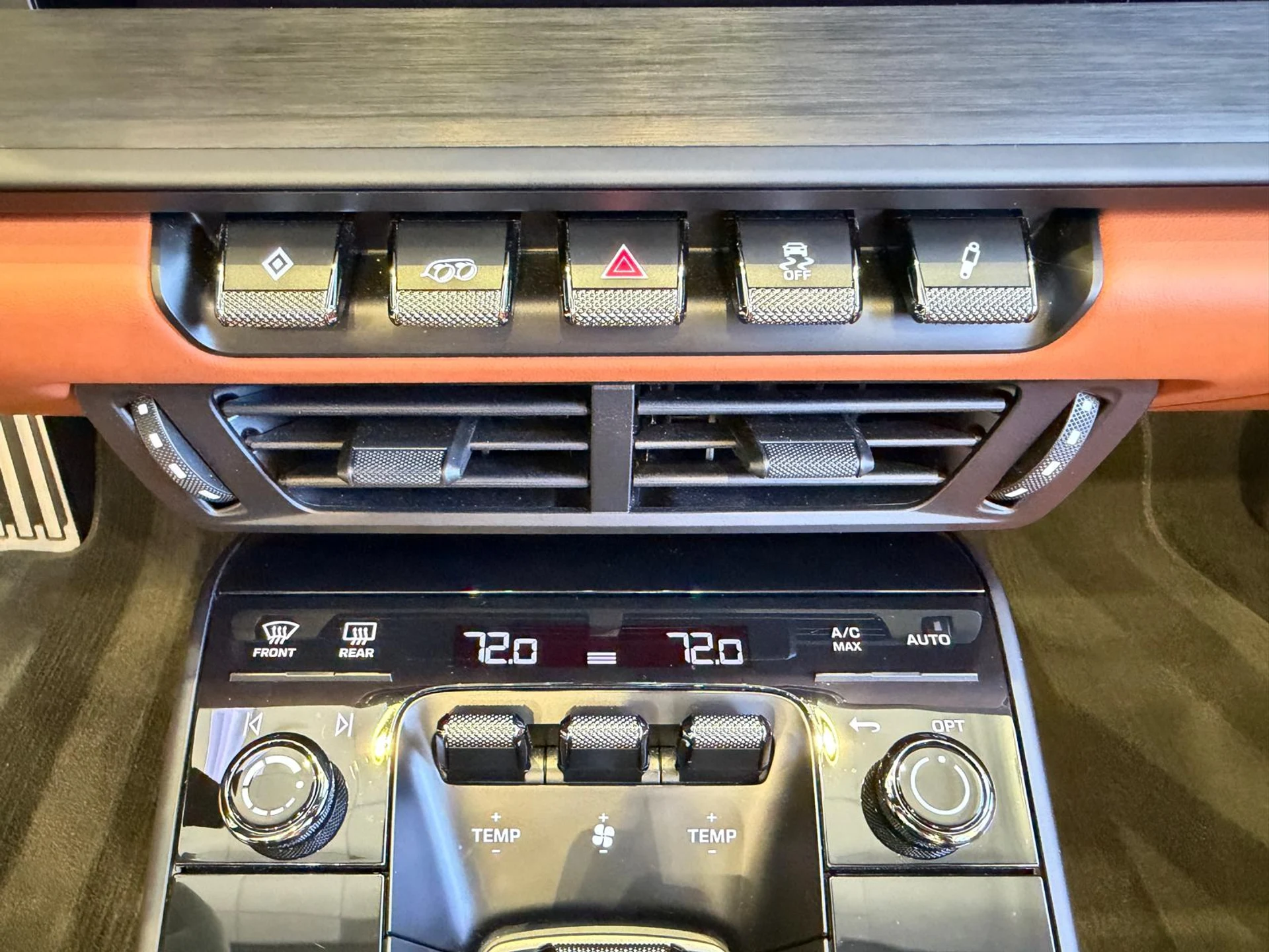 mph044_2332449597_Whats_App_Image_2026_03_25_at_10_02_38_AM_16_835b4cf3bc