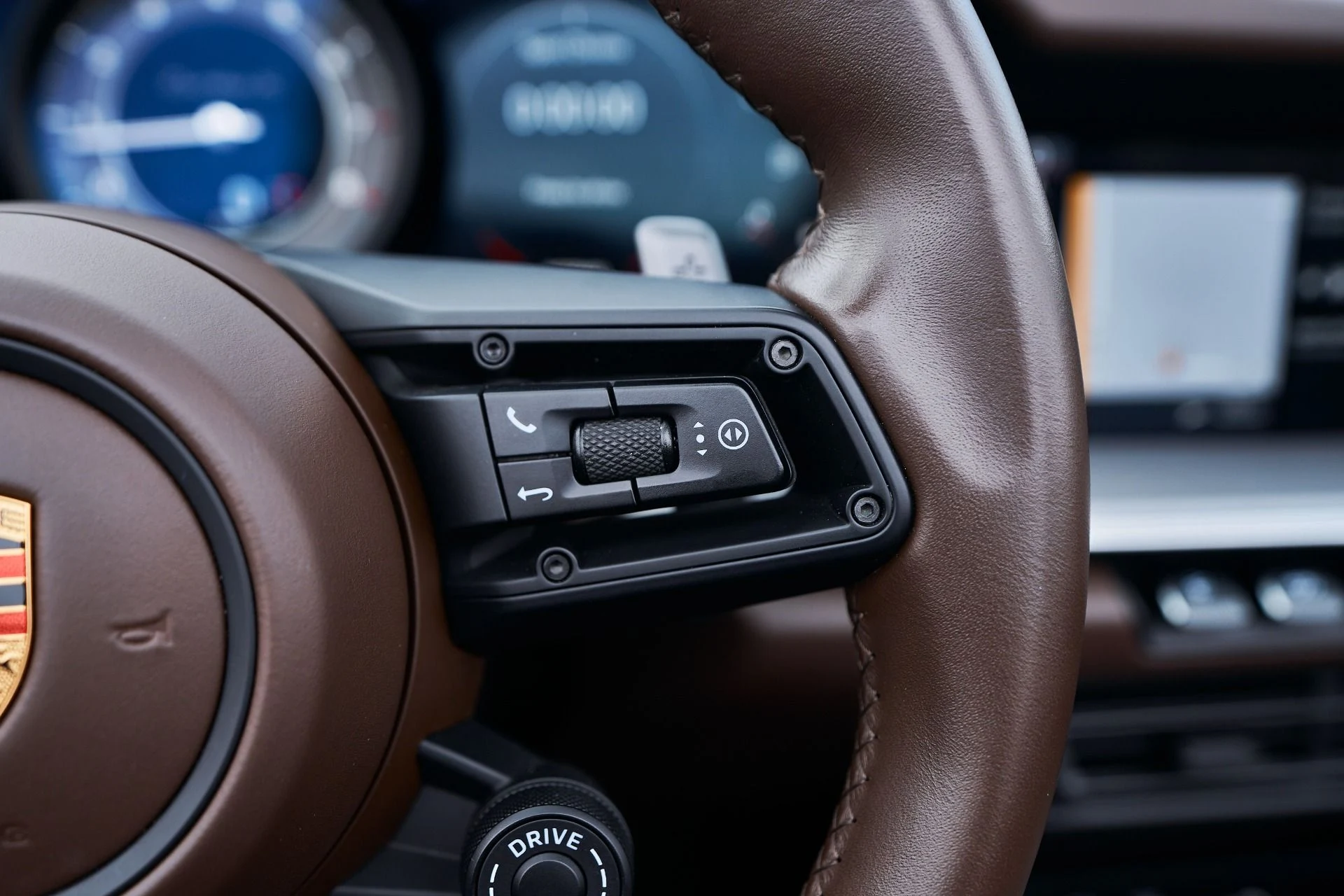 mph044_2335177115_Used_2021_Porsche_911_Turbo_S_1763157490_62e38cd5b8