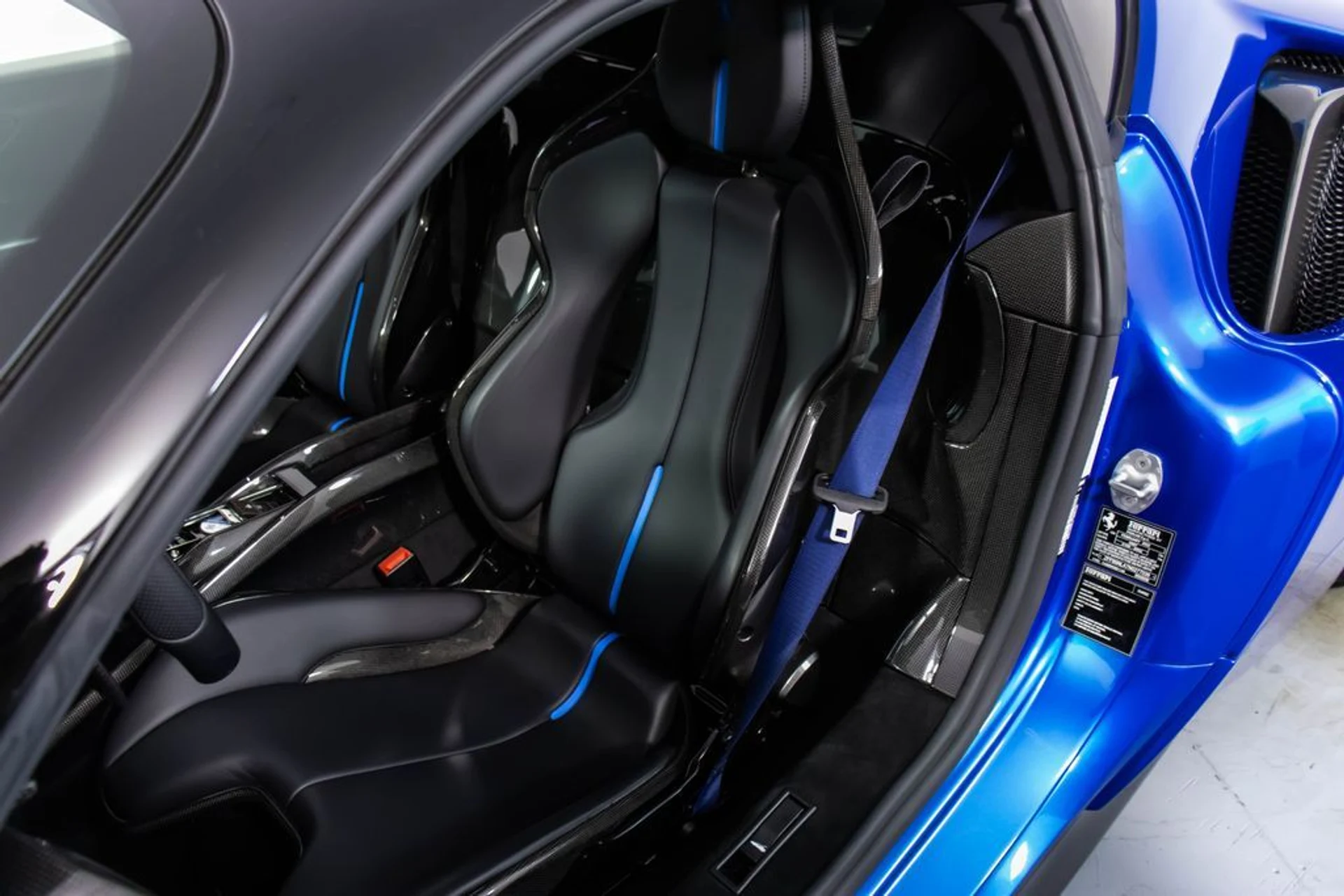 mph044_2346068258_9551354bc36f223e9e908e499e4c23b8x_ff8354af9c